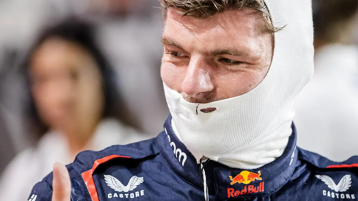 QATAR - Max Verstappen Red Bull Racing after qualifying prior to the Formula 1 Grand Prix at the Lusail International Circuit in Qatar. Verstappen only needs 3 more points to win his third world title in Formula 1. ANP SEM VAN DER WAL Qualification 2023/2024 xVIxANPxSportx/xxANPxIVx 480402186 originalFilename: 480402186.jpg