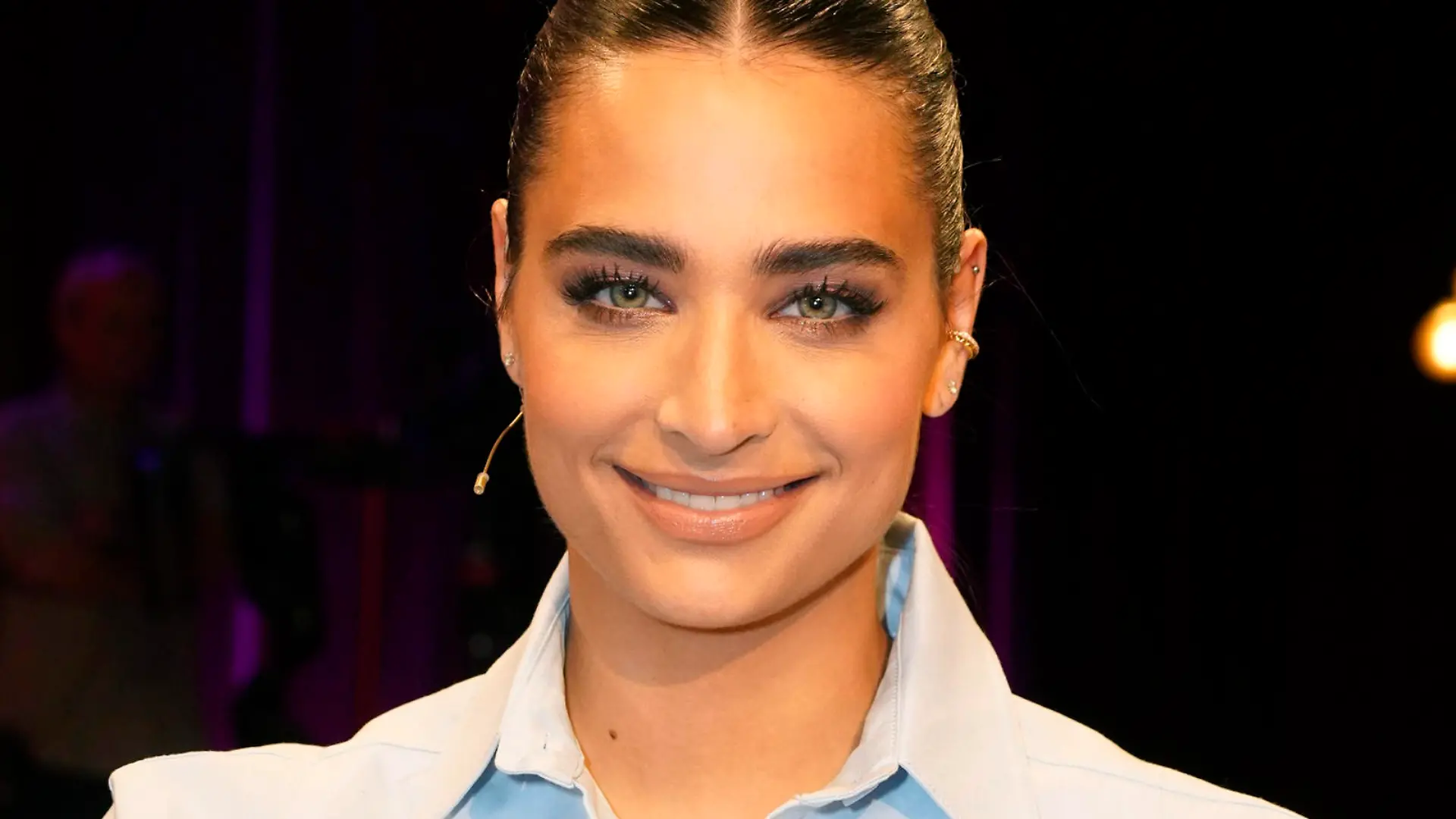 Amira Pocher bei der MDR/rbb-Talkshow 'Riverboat' im Studio A im rbb Fernsehzentrum Berlin. Berlin, 24.06.2022 / 240622