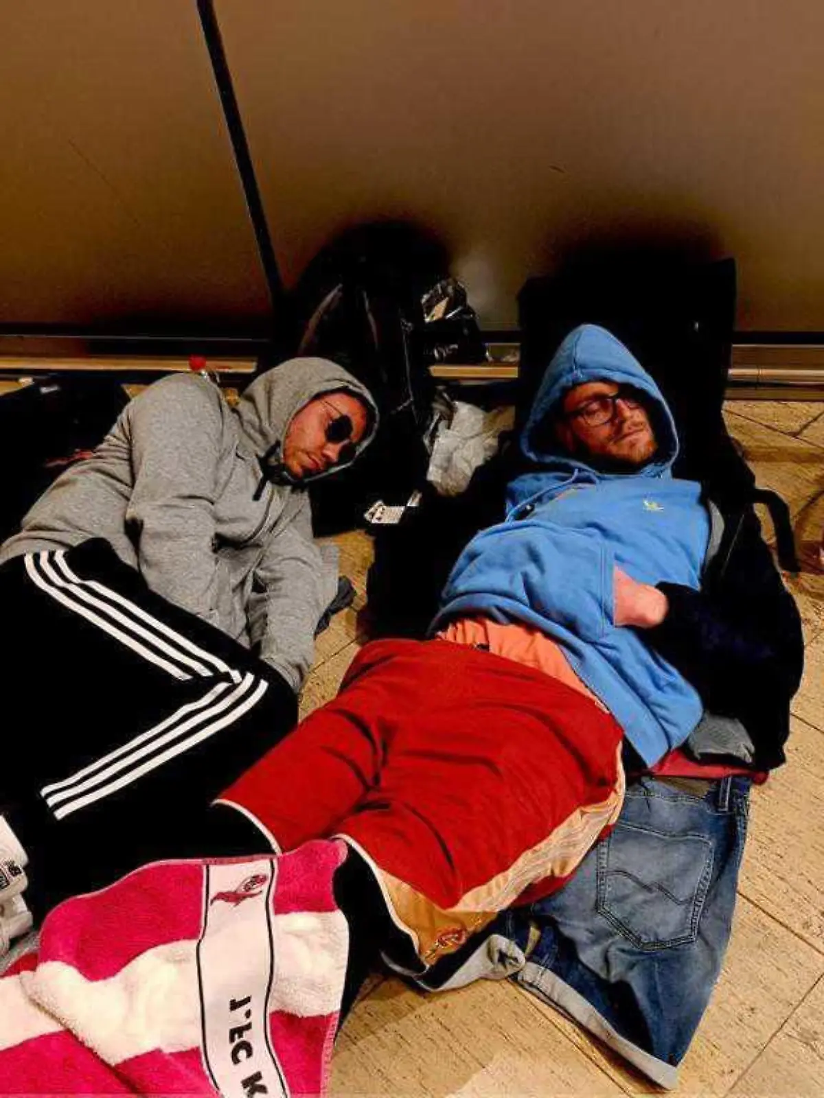 Deutsche Urlauber sitzen in Israel fest