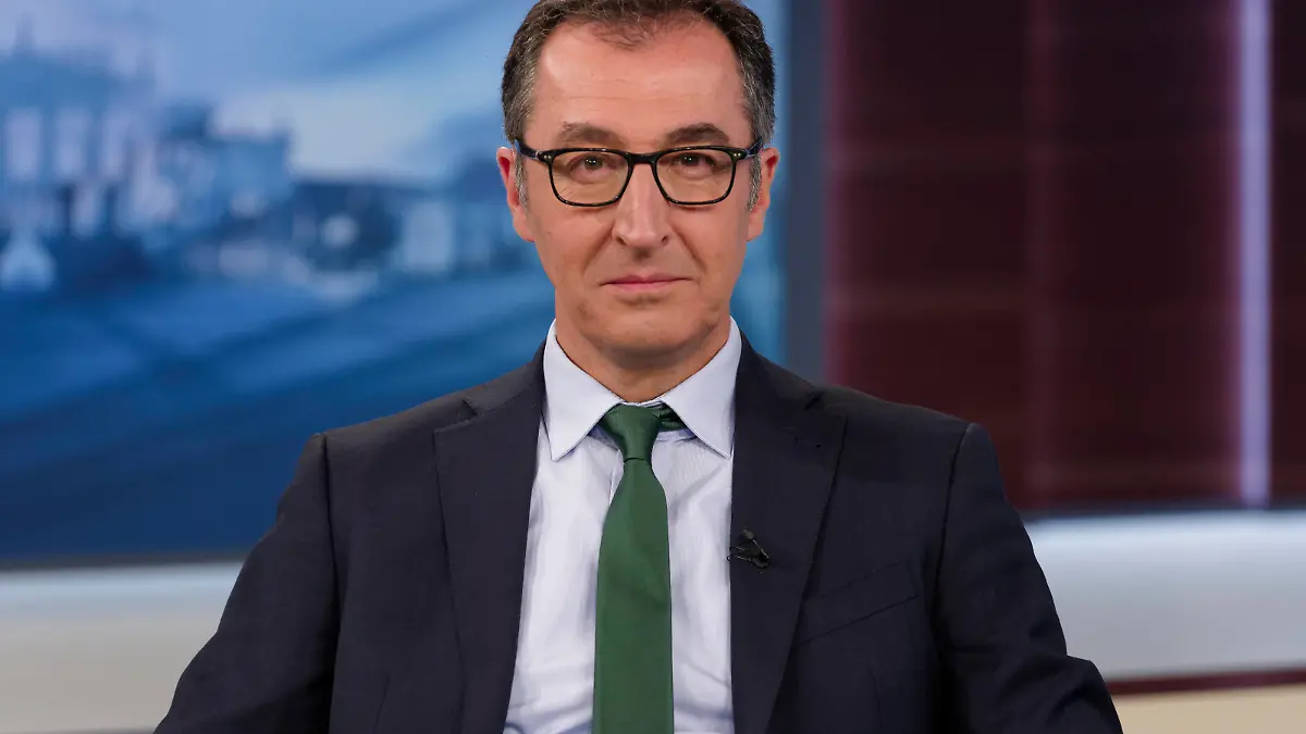 Cem Özdemir bei Anne Will 2023-10-08 - Deutschland, Berlin - Cem Özdemir Bündnis 90/Die Grünen, Bundesminister für Ernährung und Landwirtschaft, zu Gast bei Anne Will im Ersten. Thema der Politik-Talkrunde in der ARD: Nach den Wahlen in Bayern und Hessen. *** Cem Özdemir at Anne Will 2023 10 08 Germany, Berlin Cem Özdemir Bündnis 90 Die Grünen , Federal Minister of Food and Agriculture, as a guest at Anne Will in the First Topic of politics talk round in the ARD After the elections in Bavaria and Hesse