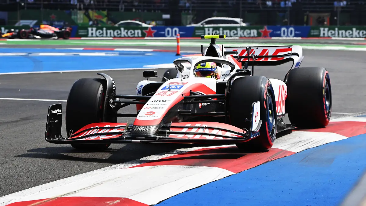 Formula 1 2022: Mexico City GP AUTODROMO HERMANOS RODRIGUEZ, MEXICO - OCTOBER 29: Mick Schumacher, Haas VF-22 during the Mexico City GP at Autodromo Hermanos Rodriguez on Saturday October 29, 2022 in Mexico City, Mexico. Photo by Mark Sutton / Sutton Images Images PUBLICATIONxINxGERxSUIxAUTxHUNxONLY GP2220_112840DSC_0660