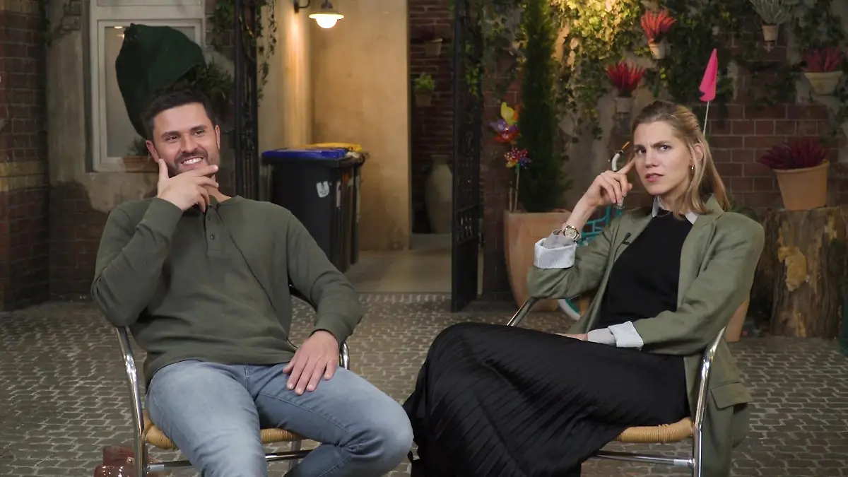 Miloš Vuković und Bettine Langehein testen ihr Wissen Quiz-Time bei "Unter uns"