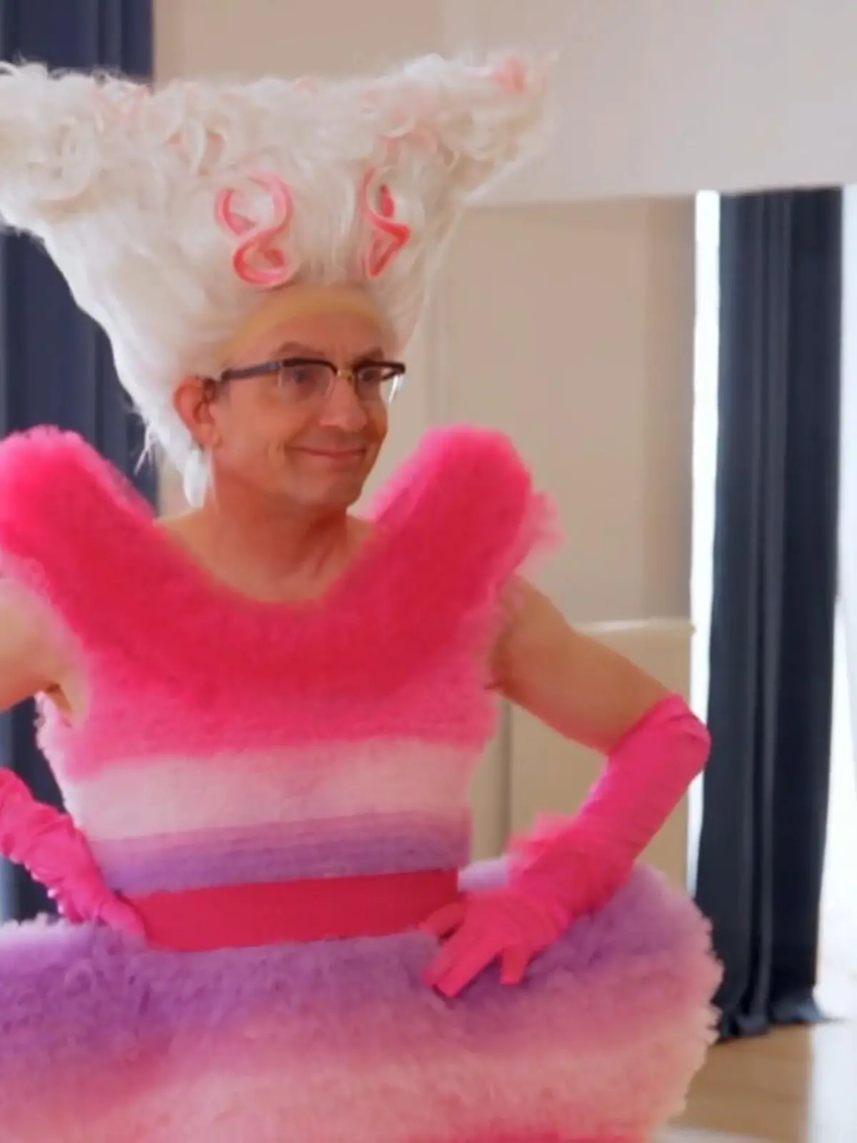 Bild zu: "So wird Comedian Wigald Boning zur Drag Queen "The Wig""