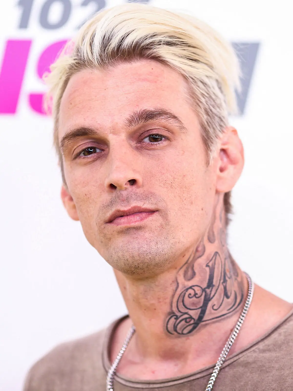 (FILE) Aaron Carter Dead At 34. Aaron Carter, a former child pop singer and younger brother of Backstreet Boys' Nick Carter was found dead on November 5, 2022. CARSON, CALIFORNIA, USA - MAY 13: American rapper, singer and actor Aaron Carter (Aaron Charles Carter) arrives at 102.7 KIIS FM's 2017 Wango Tango held at the StubHub Center on May 13, 2017 in Carson, California, United States. Photo by Xavier Collin/Image Press Agency/ABACAPRESS.COM