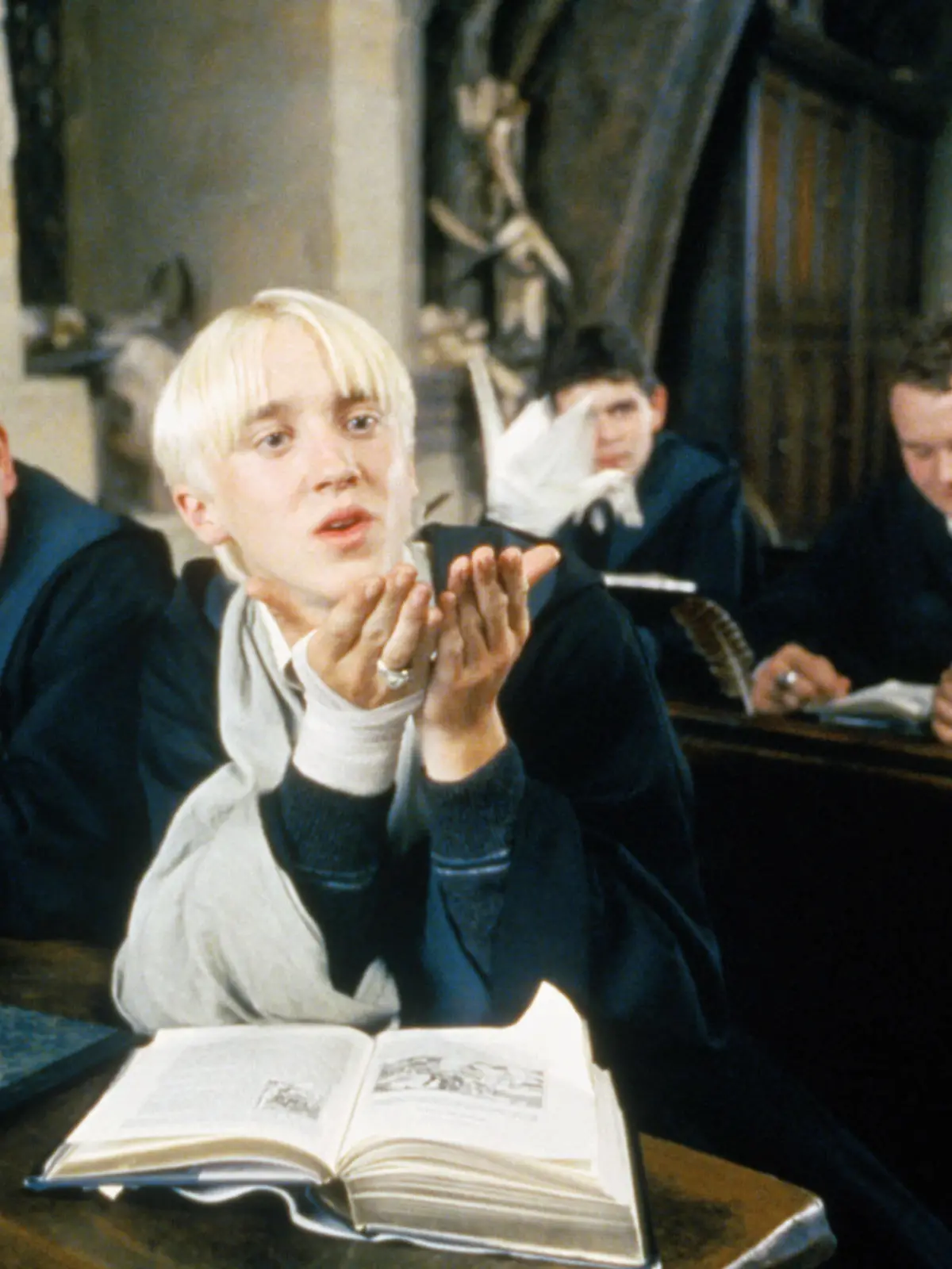 HARRY POTTER AND THE PRISONER OF AZKABAN, from left: Jamie Waylett, Tom Felton, 2004. Warner Brothers/courtesy Everett Collection Warner Bros/Courtesy Everett Collection ACHTUNG AUFNAHMEDATUM GESCHÄTZT PUBLICATIONxINxGERxSUIxAUTxONLY Copyright: xWarnerxBros/CourtesyxEverettxCollectionx MSDHAPO EC077