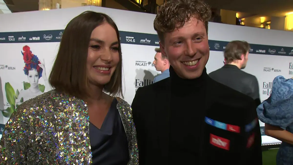 „Wir wachen jeden Morgen glücklich auf“, schwärmt Valentin im RTL-Interview.