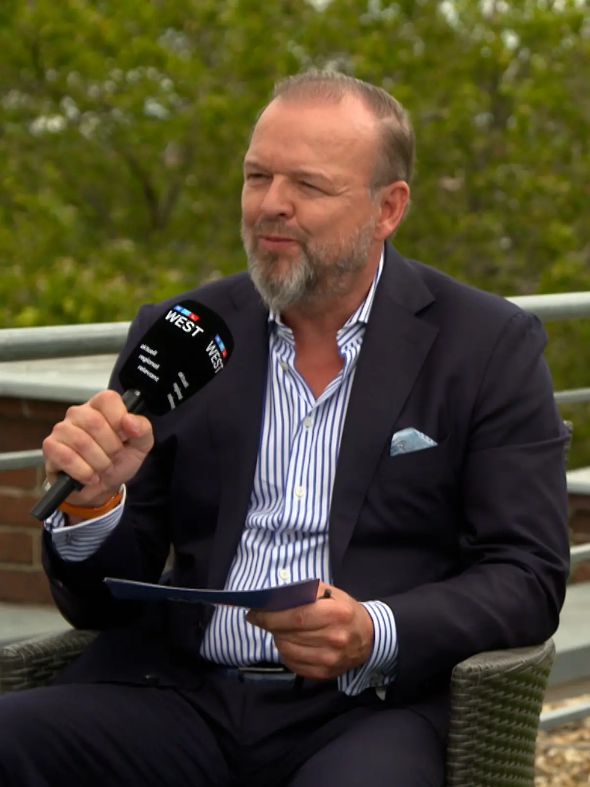 Bild zu: "Sommerplausch"