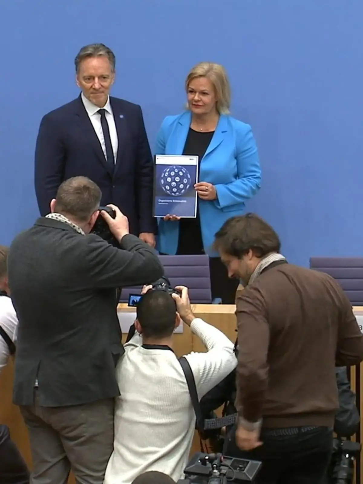 Bild zu: "Konferenz mit Innenministerin Faeser"