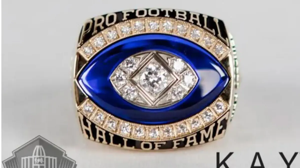Weg! Der Hall of Fame Ring der NFL-Legende