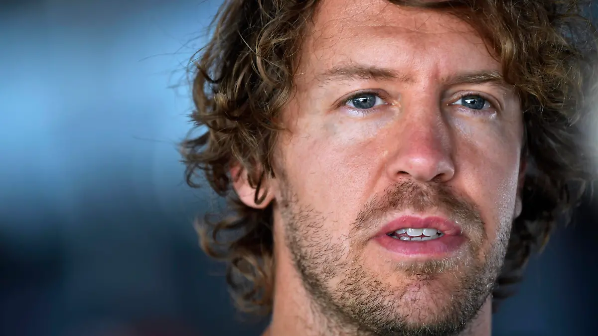 VETTEL Sebastian F1 Team Aston Martin Formel 1 Saison 2022 GP von Spanien 2022 Am 20.05.2022 in Barcelona *** VETTEL Sebastian F1 Team Aston Martin Formula 1 Season 2022 GP of Spain 2022 On 20 05 2022 in Barcelona Copyright: xJerryxAndrex
