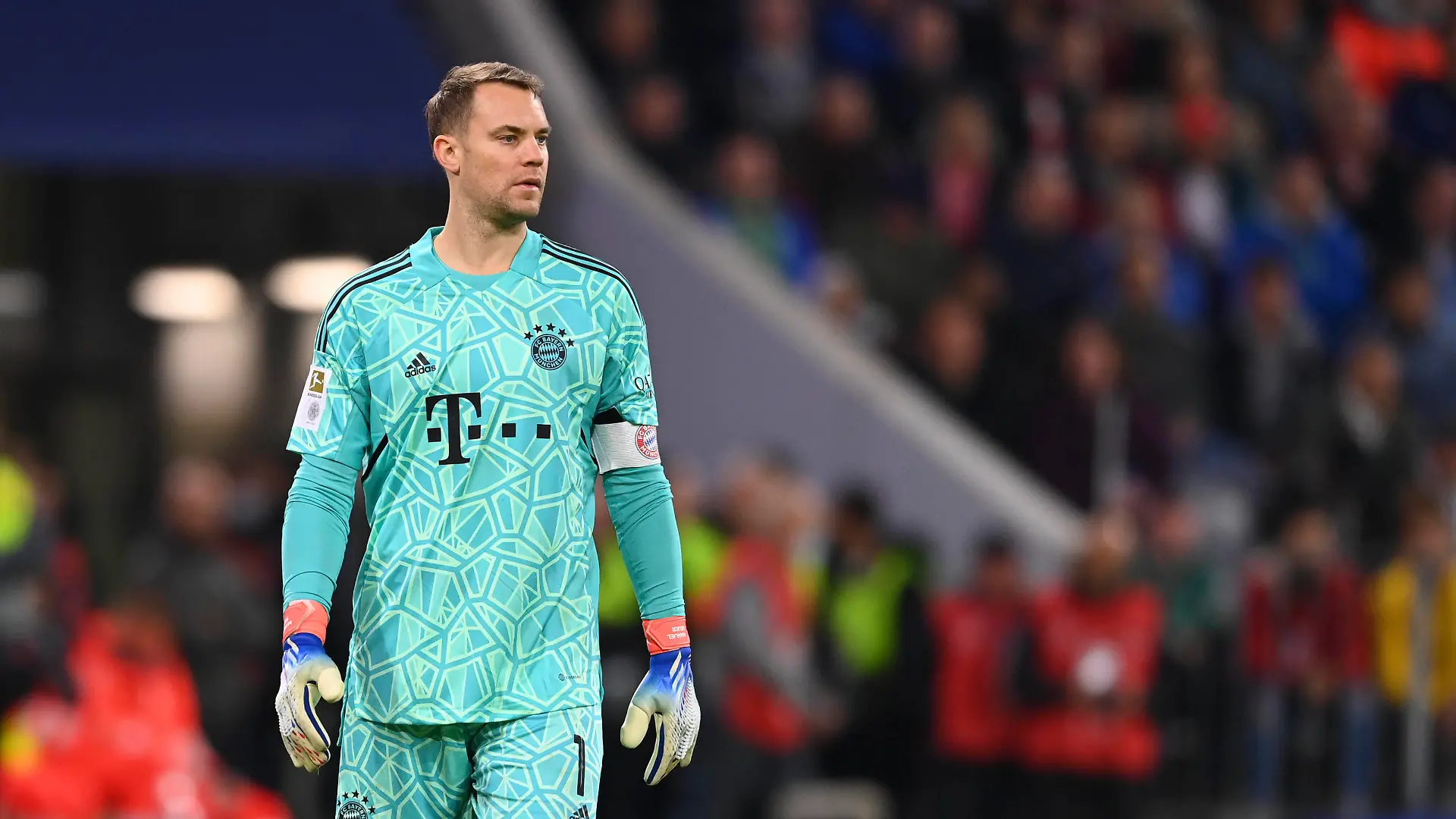 Fussball 1. Bundesliga Saison 2022/2023 14. Spieltag FC Bayern Muenchen - SV Werder Bremen 08.11.2022 Torwart Manuel Neuer FC Bayern Muenchen *** Football 1 Bundesliga season 2022 2023 14 matchday FC Bayern Muenchen SV Werder Bremen 08 11 2022 goalkeeper Manuel Neuer FC Bayern Muenchen