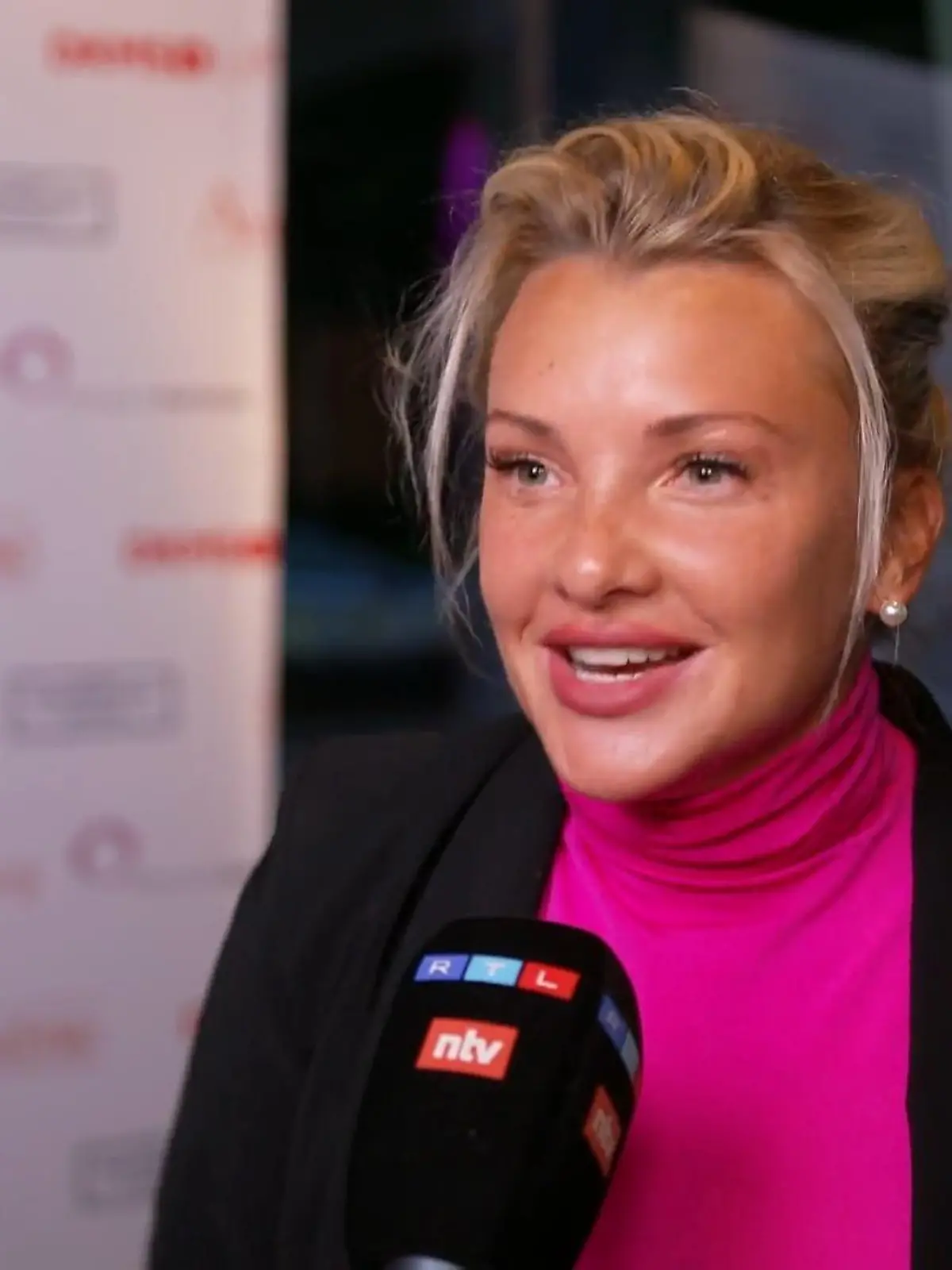 Evelyn Burdecki im RTL-Interview.