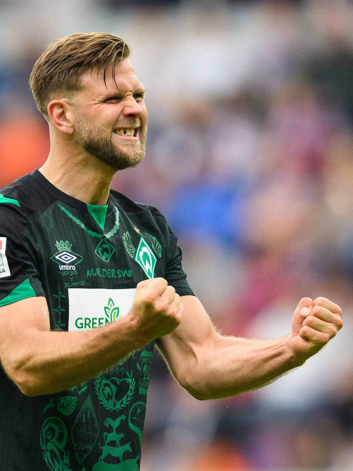 08.05.2022, Sachsen, Aue: Fußball: 2. Bundesliga, FC Erzgebirge Aue - SV Werder Bremen, 33. Spieltag, Erzgebirgsstadion. Bremens Niclas Füllkrug jubelt nach seinem Tor zum 0:2. (zu dpa: «Die Sprüche zum 8. Spieltag der Fußball-Bundesliga») (zu dpa: «Völler sieht Chancen für Füllkrug auf Nominierung für Fußball-WM») Foto: Robert Michael/dpa +++ dpa-Bildfunk +++