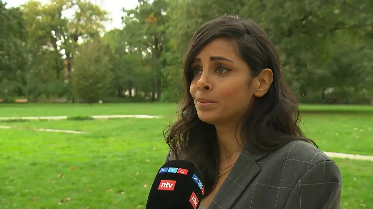 Collien Ulmen-Fernandes speaking out against digital exploitation