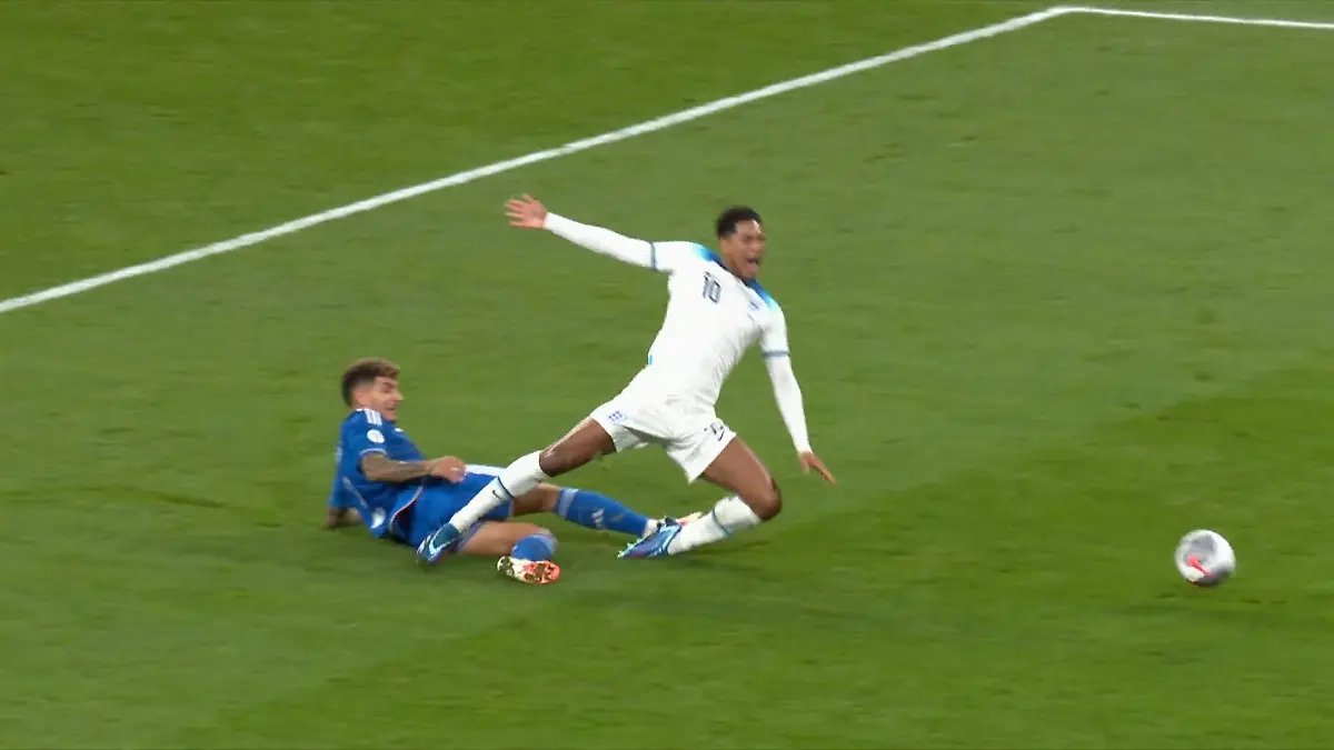 Elfmeter England: Kane eiskalt vom Punkt Kniffliges Foul an Bellingham