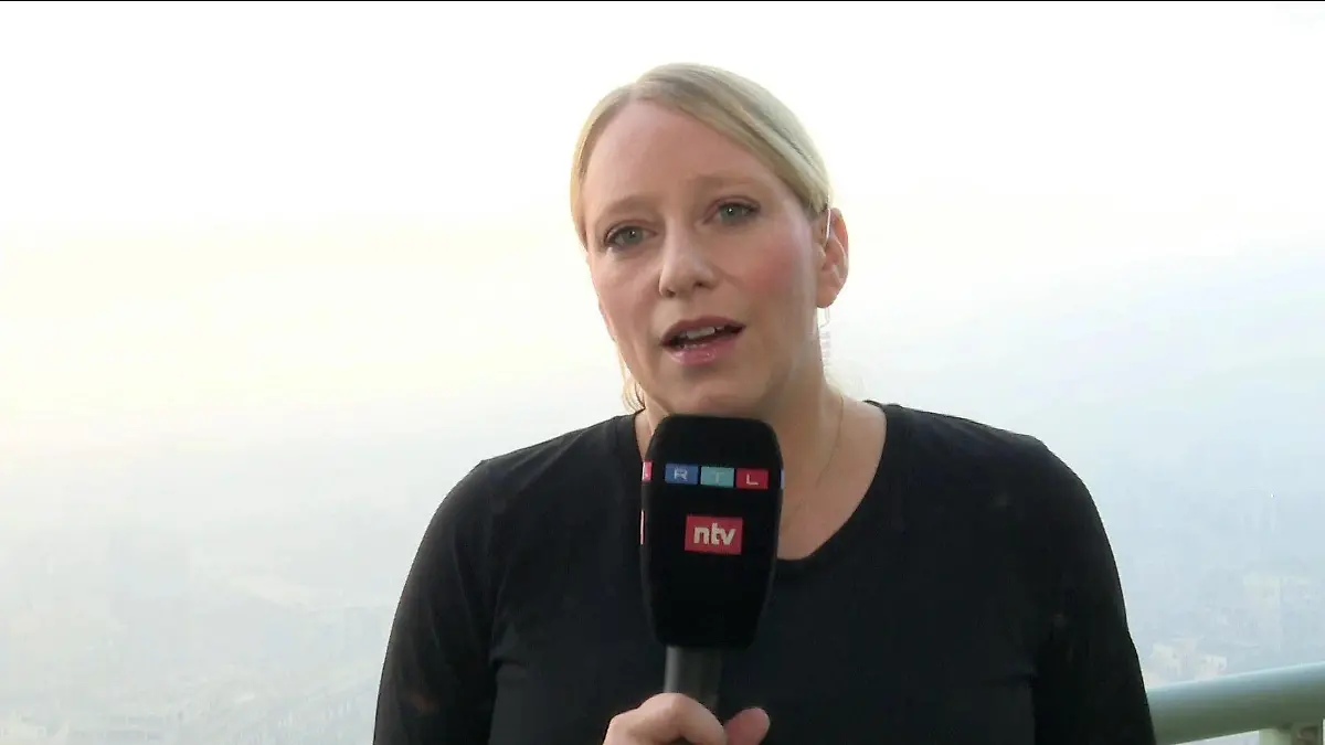 RTL-Reporterin Nadine to Roxel ist dabei, als am Regierungsflieger von Olaf Scholz Raketenalarm herrscht.