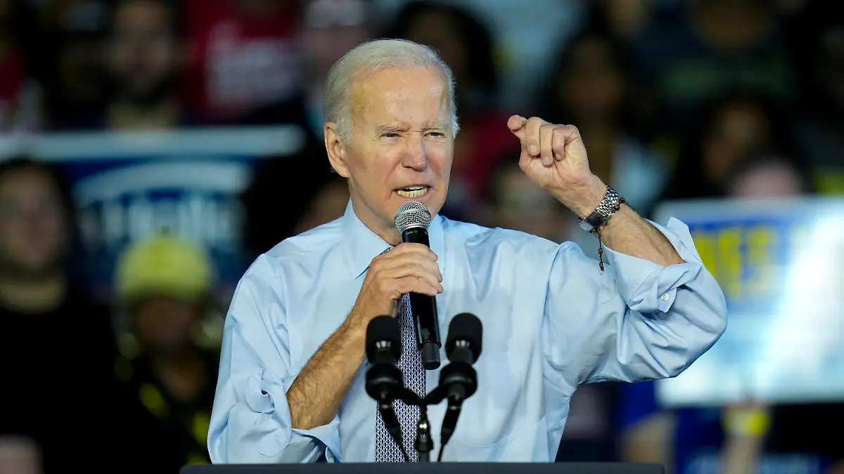 07.11.2022, USA, Bowie: Joe Biden, Präsident der USA, spricht während einer Kundgebung für den demokratischen Gouverneurskandidaten von Maryland Moore an der Bowie State University in Bowie, Maryland. Foto: Julio Cortez/AP/dpa +++ dpa-Bildfunk +++