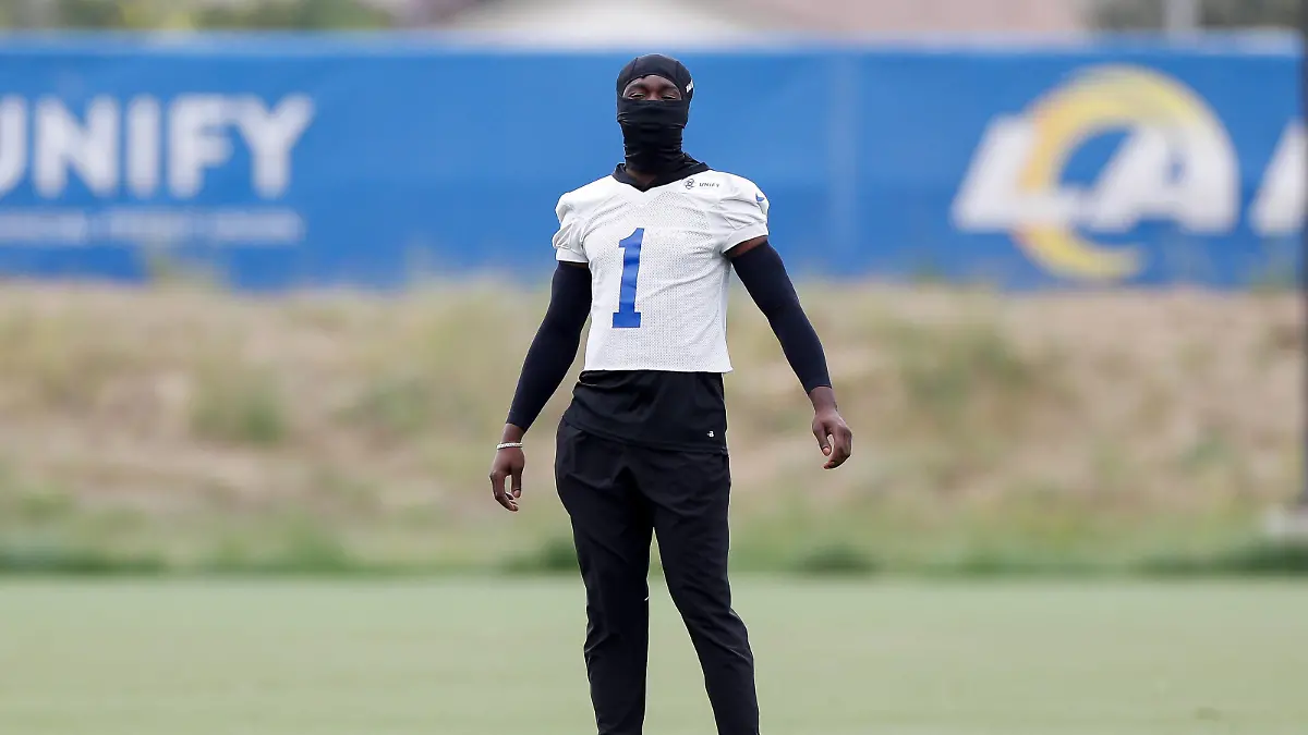AGOURA HILLS, CA - MAY 23: Los Angeles Rams cornerback Derion Kendrick 1 takes part in a drill during the team s OTA practice on May 23, 2023, at the Rams Practice Facility in Agoura Hills, CA. Photo by Brandon Sloter/Icon Sportswire NFL, American Football Herren, USA MAY 23 Los Angeles Rams OTA EDITORIAL USE ONLY Icon230523049