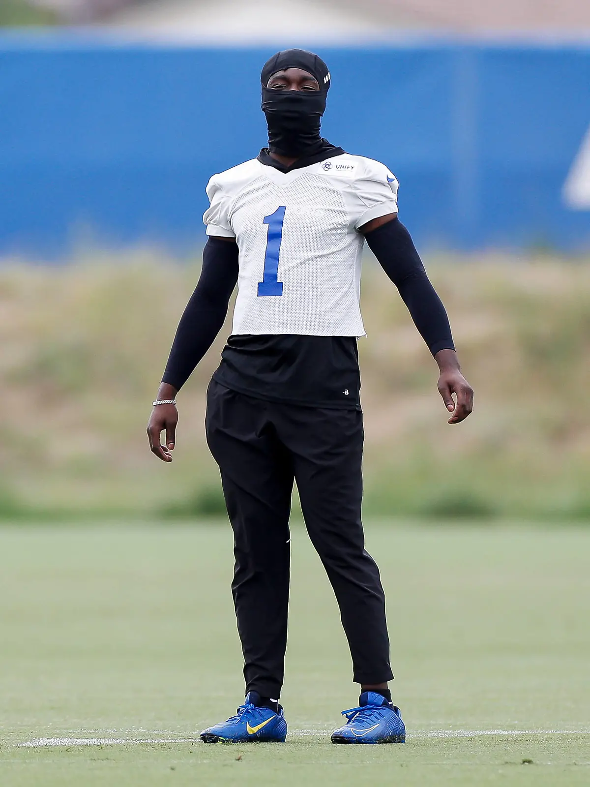 AGOURA HILLS, CA - MAY 23: Los Angeles Rams cornerback Derion Kendrick 1 takes part in a drill during the team s OTA practice on May 23, 2023, at the Rams Practice Facility in Agoura Hills, CA. Photo by Brandon Sloter/Icon Sportswire NFL, American Football Herren, USA MAY 23 Los Angeles Rams OTA EDITORIAL USE ONLY Icon230523049