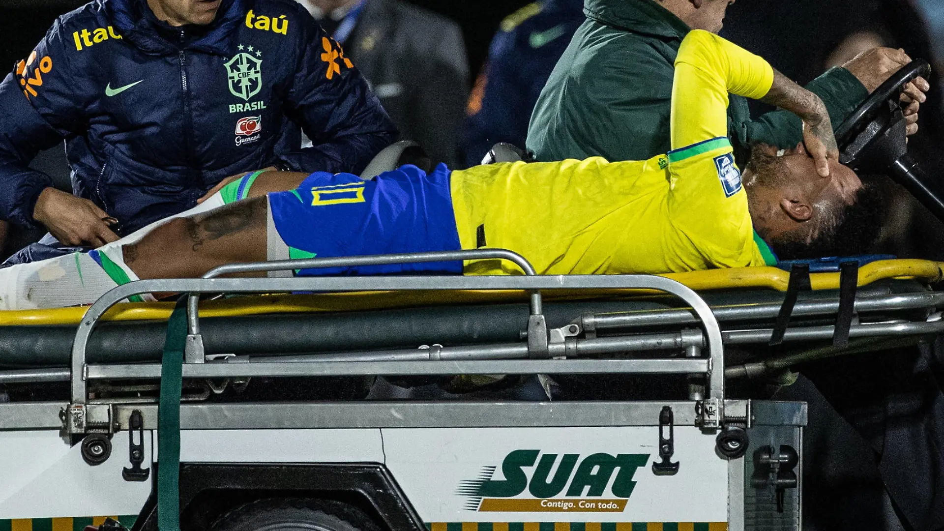 Fußball, WM Quali, Uruguay - Brasilien Uruguay x Brazil Neymar injured during the game against Uruguay at Centenario stadium, in Montevideo, Uruguay, today october 17, 2023. Copyright: xx _J4I5370