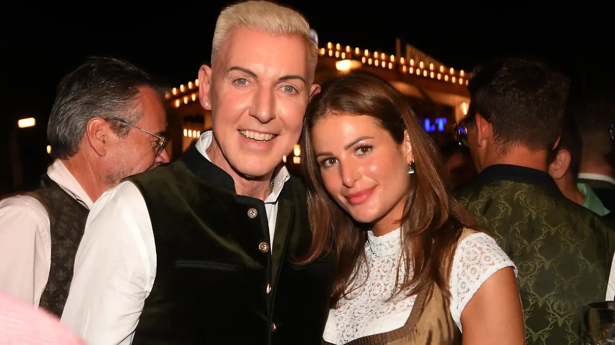 Scooter-Frontmann H.P. Baxxter und Freundin Sara auf dem Oktoberfest.