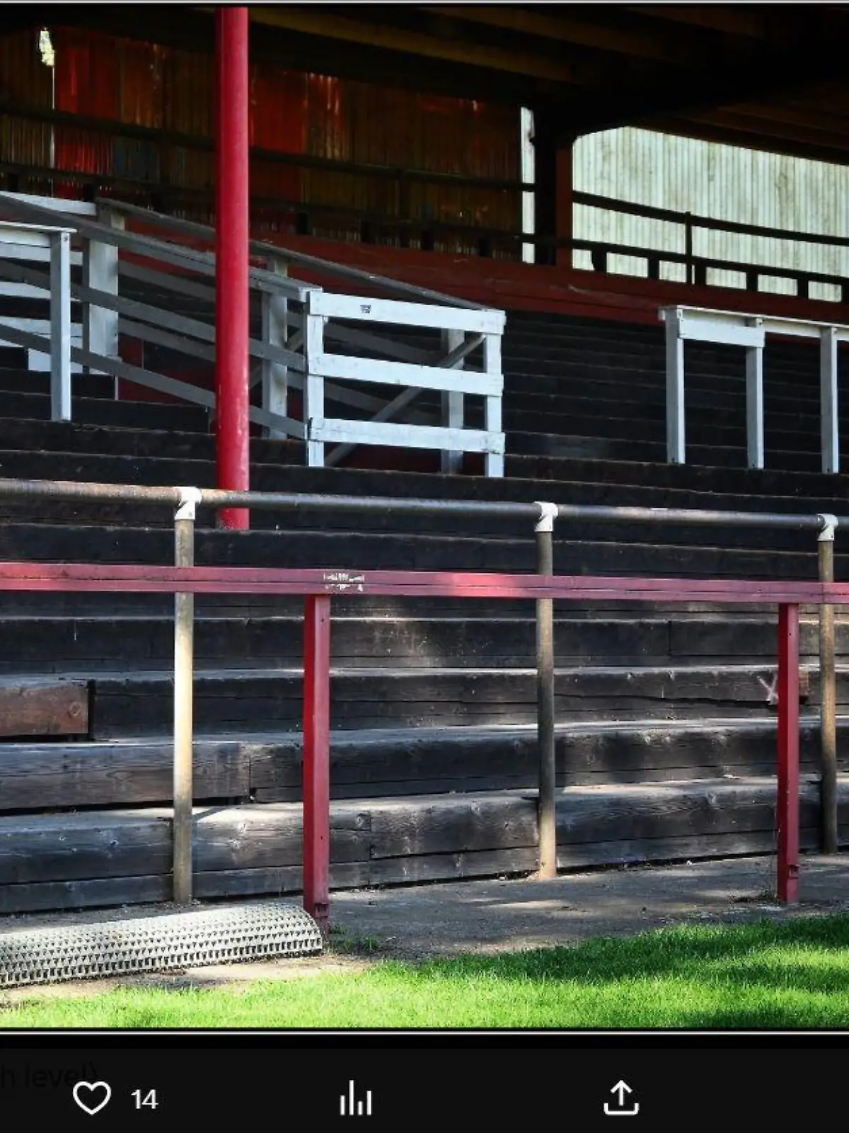 Die altehrwürdige Tribüne des Oststadt-Stadions Hannover war Fundort einer Leiche