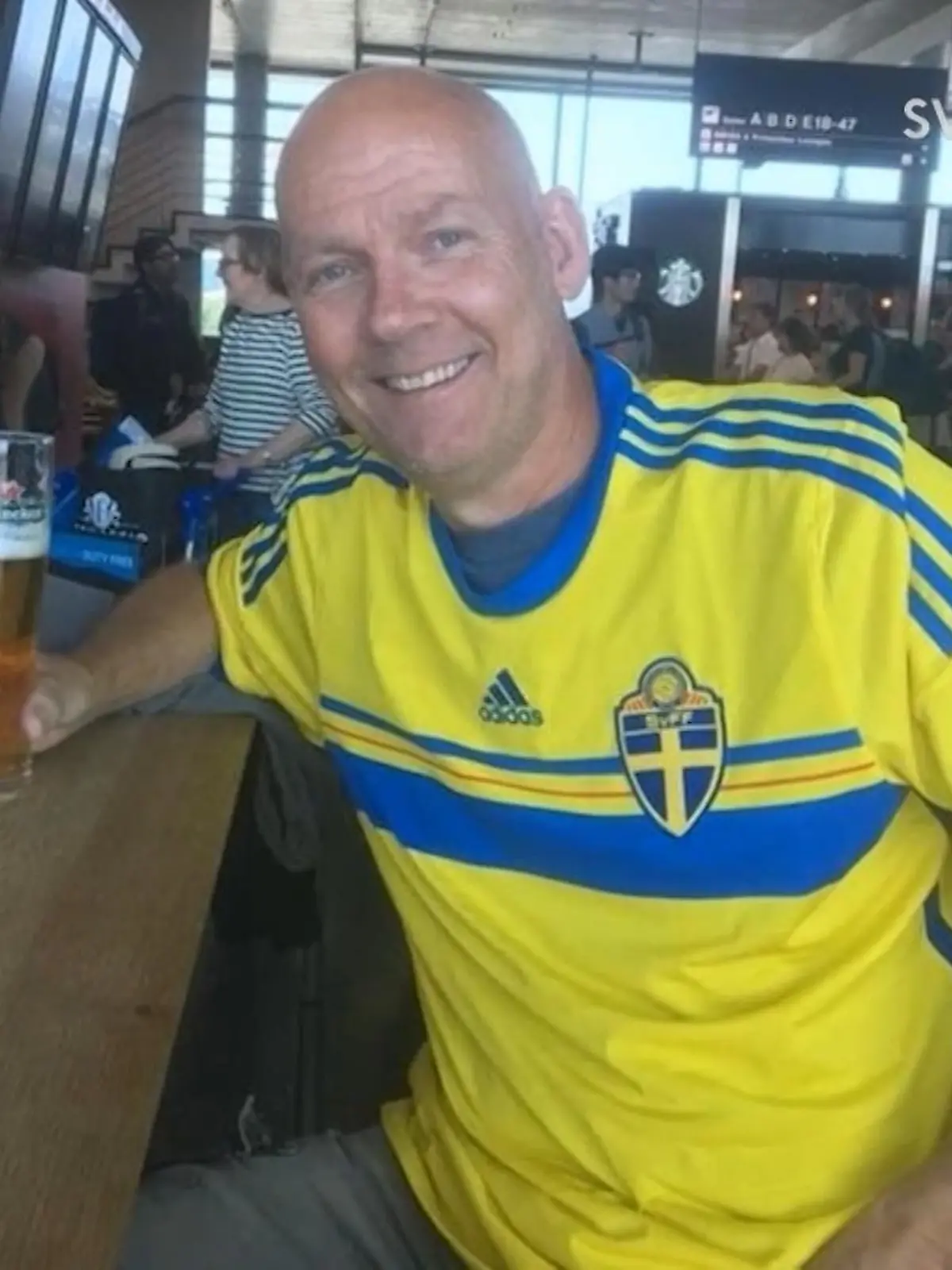 Patrick Lundström (60) reist nach Brüssel, um die schwedische Fußballnationalmannschaft zu sehen. Doch vor dem Spiel wird er von Abdesalem L. in der Innenstadt erschossen.