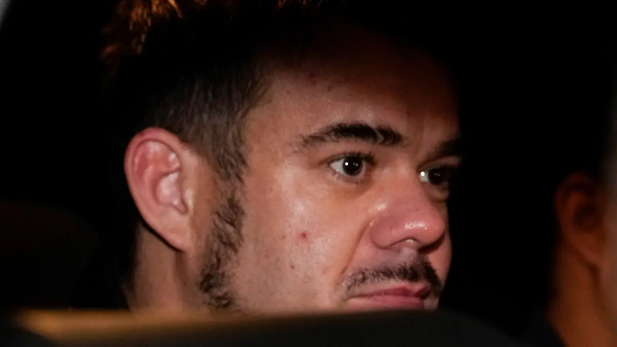 FILE - Dutch citizen Joran van der Sloot is driven in a police vehicle from a maximum-security prison to an airport to be extradited to the U.S., on the outskirts of Lima, Peru, Thursday, June 8, 2023. Van der Sloot, the chief suspect in Natalee Holloway’s 2005 disappearance, is scheduled to appear in court Wednesday morning, Oct. 18, where he is expected to plead guilty to trying to extort money from her mother and provide new information about what happened to the missing teen. (AP Photo/Martin Mejia, File)