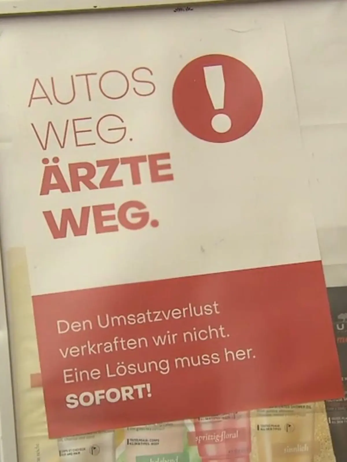 Bild zu: "Ärger um autofreie Straße in Köln"