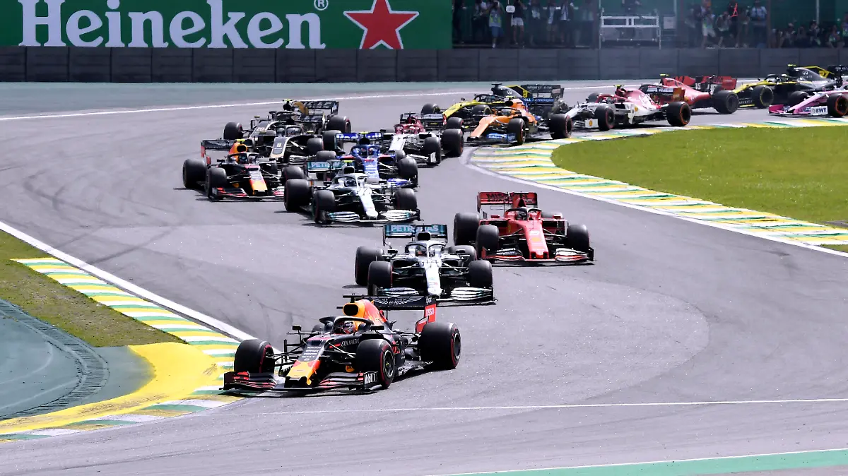 VERSTAPPEN Max F1 Team Red Bull vor Hamilton Lewis und Vettel Sebastian Start F1 GP Brazil 2019 Sao Paulo *** STAPP Max F1 Team Red Bull ahead of Hamilton Lewis and Vettel Sebastian Start F1 GP Brazil 2019 Sao Paulo PUBLICATIONxINxGERxSUIxAUTxHUNxSWExNORxDENxFINxONLY