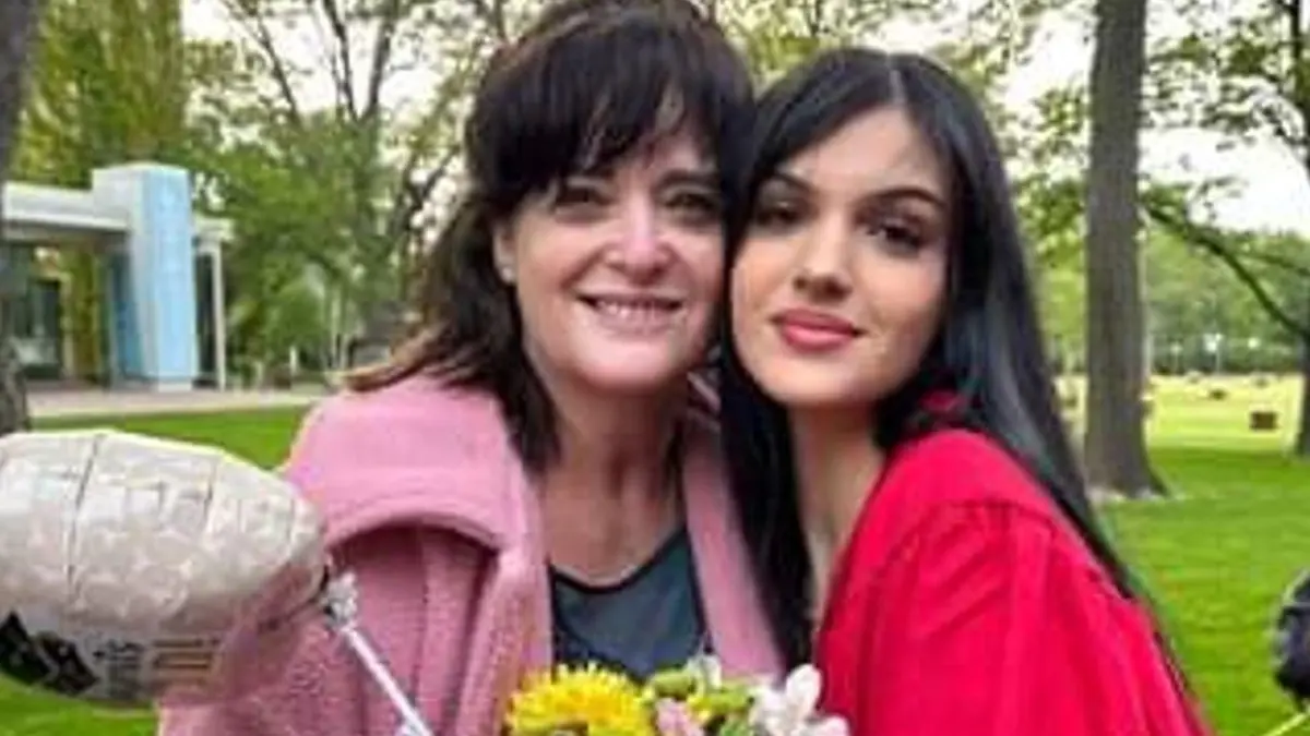 Israelischen Medien zufolge soll es sich bei den freigelassenen Geiseln um Judith Raanan und ihre Tochter Natalie handeln.