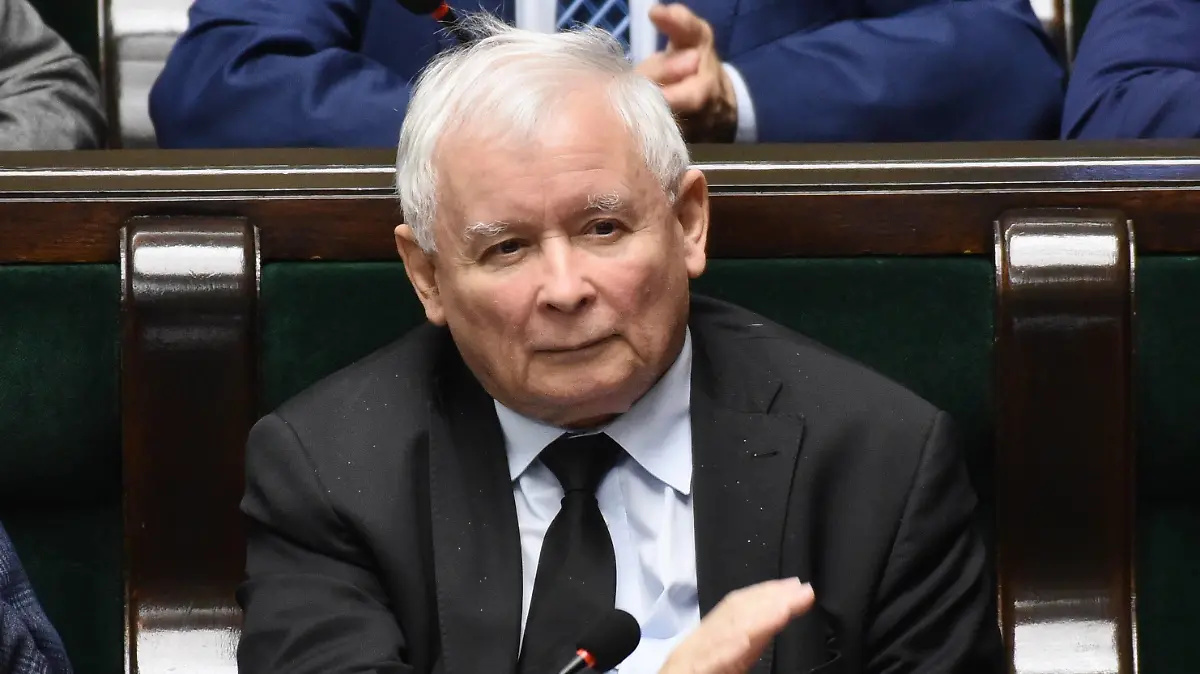 RECORD DATE NOT STATED 20.10.2022 WARSZAWA Warsaw, session of the Sejm of the Republic of Poland - Polish Parliament, politics SEJM RP POSIEDZENIE SEJMU GLOSOWANIA N/Z JAROSLAW KACZYNSKI FOT DAMIAN BURZYKOWSKI / NEWSPIX.PL --- Newspix.pl PUBLICATIONxNOTxINxPOL DB201022_065 