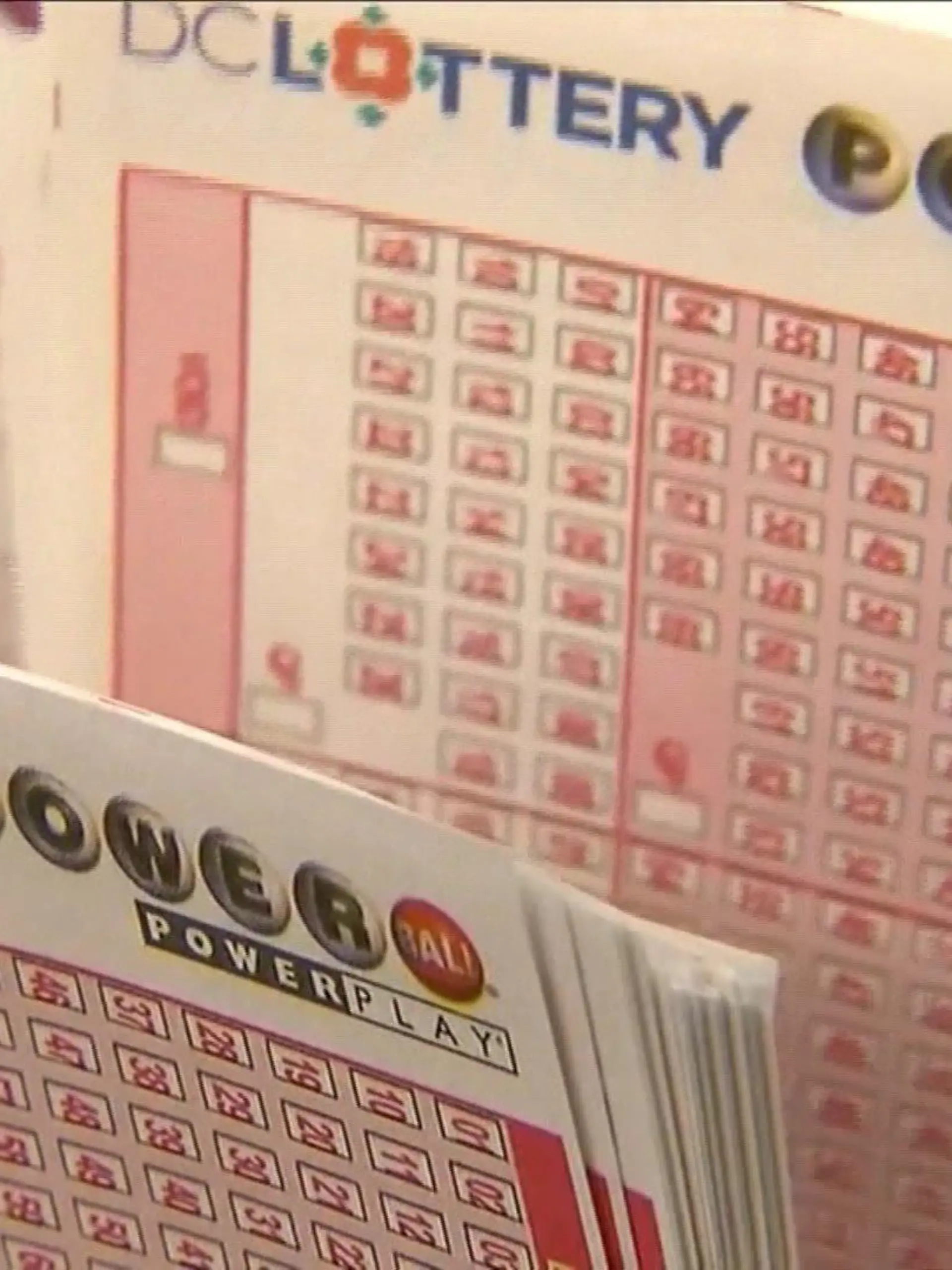 Glückspilz knackt in den USA den Lotto-Jackpot von fast zwei Milliarde Euro.