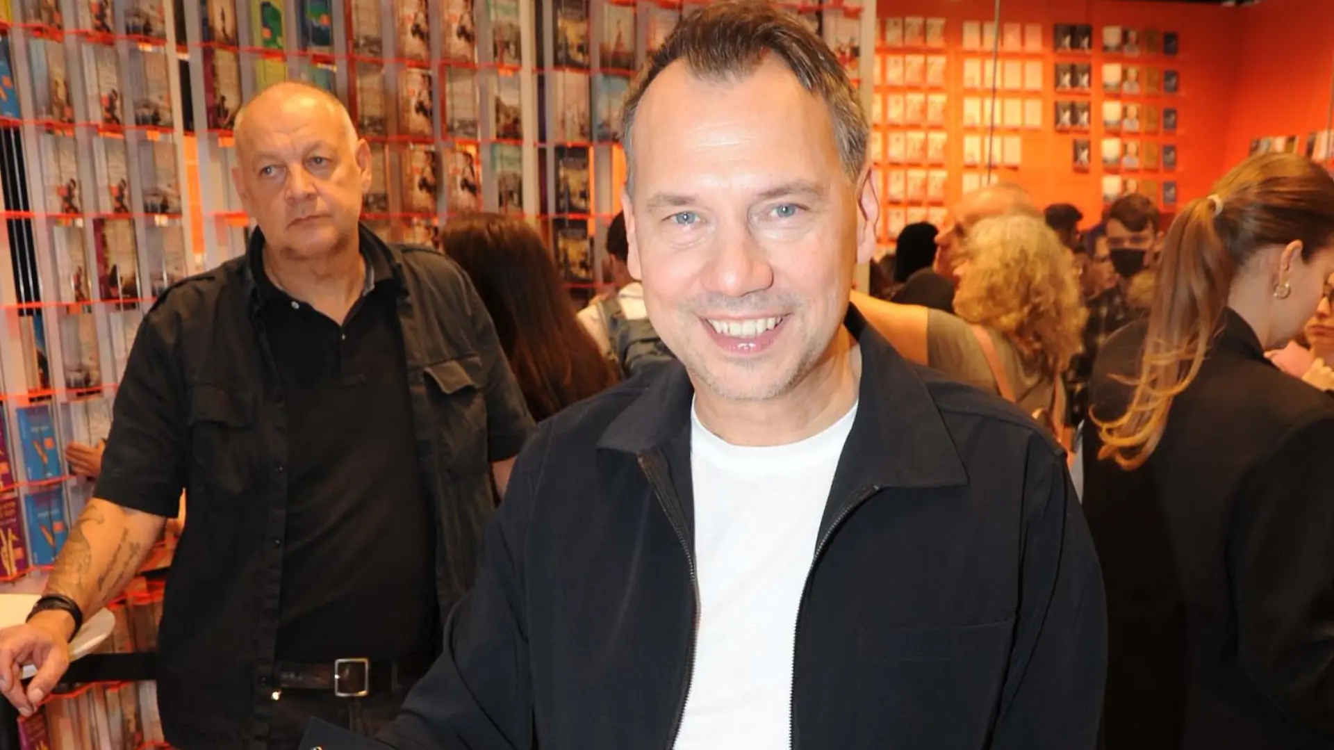 Sebastian Fitzek Buchautor auf der Frankfurter Buchmesse am 21.10.2023.
/ 211023
*** Frankfurt Book Fair in Frankfurt, Germany on October 21, 2023. ***
