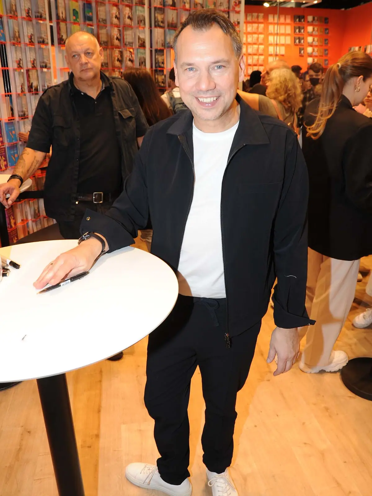 Sebastian Fitzek Buchautor auf der Frankfurter Buchmesse am 21.10.2023.
 / 211023

*** Frankfurt Book Fair in Frankfurt, Germany on October 21, 2023. ***