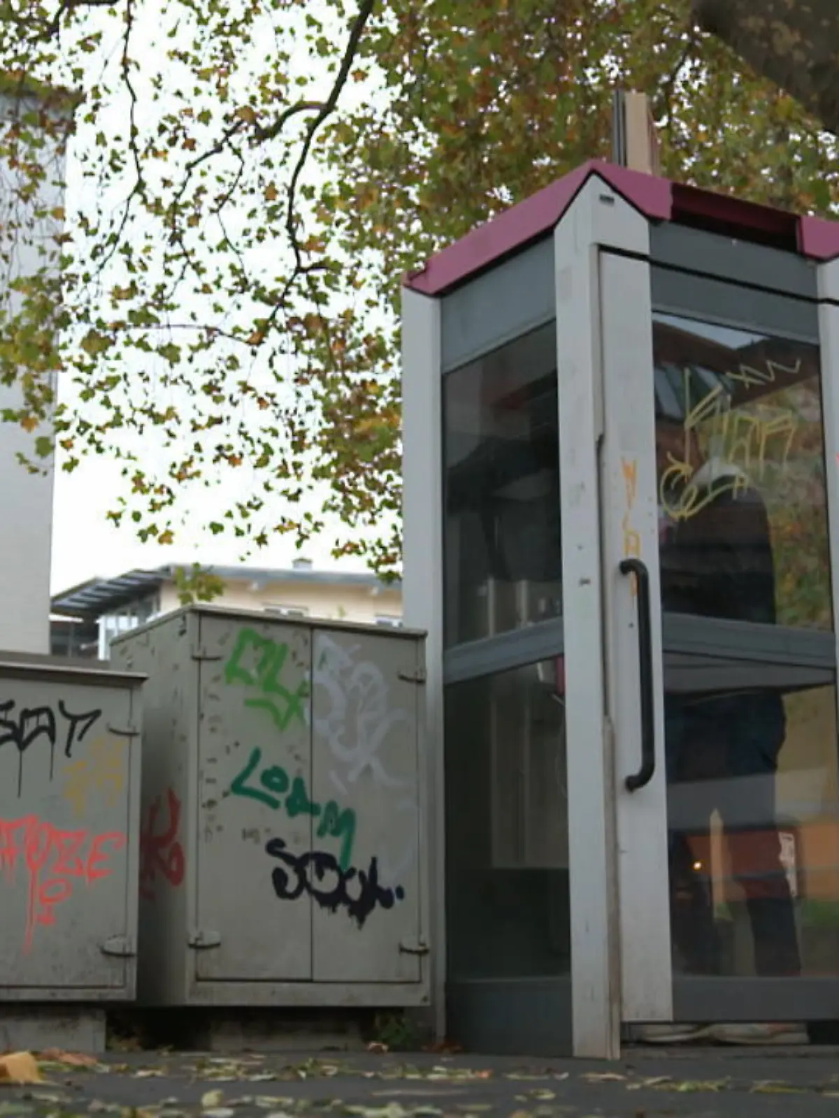Bild zu: "Telekom schaltet Telefonzellen ab"