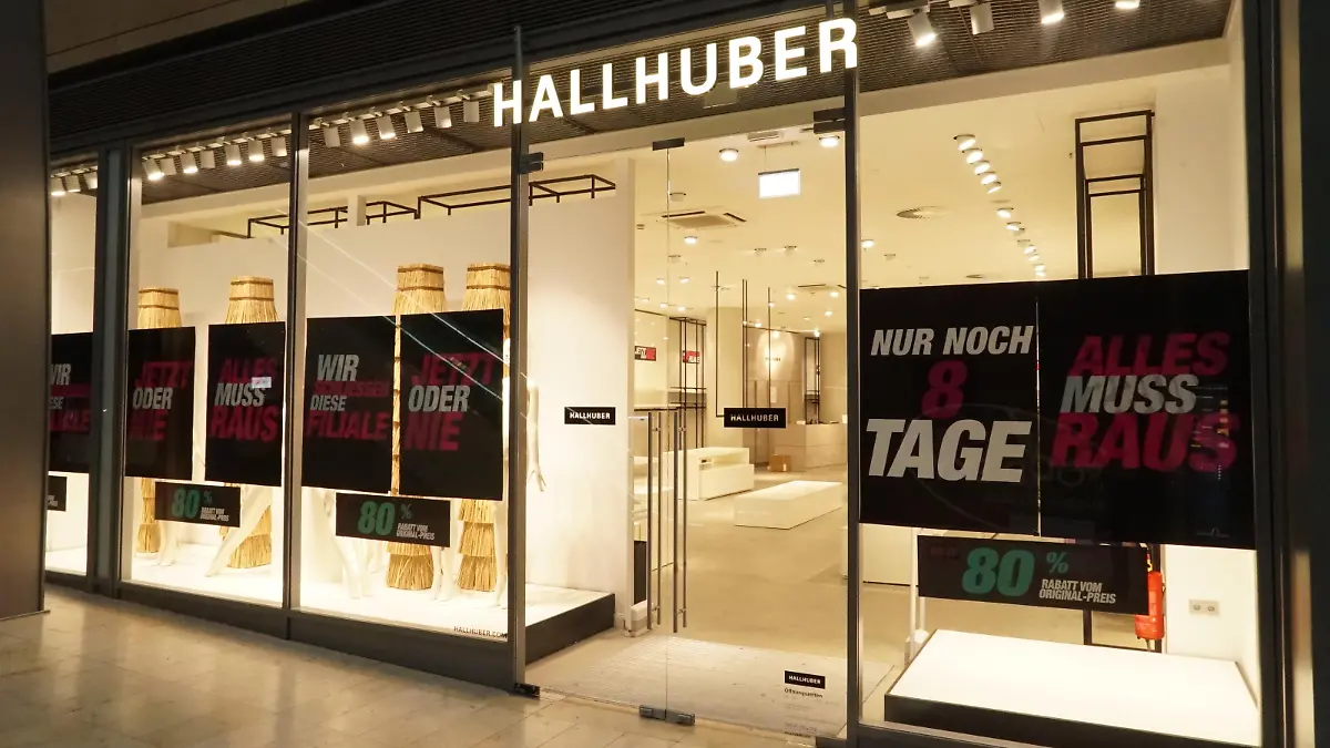 Modekette Hallhuber schließt nach Insolvenz alle Filialen / 201023