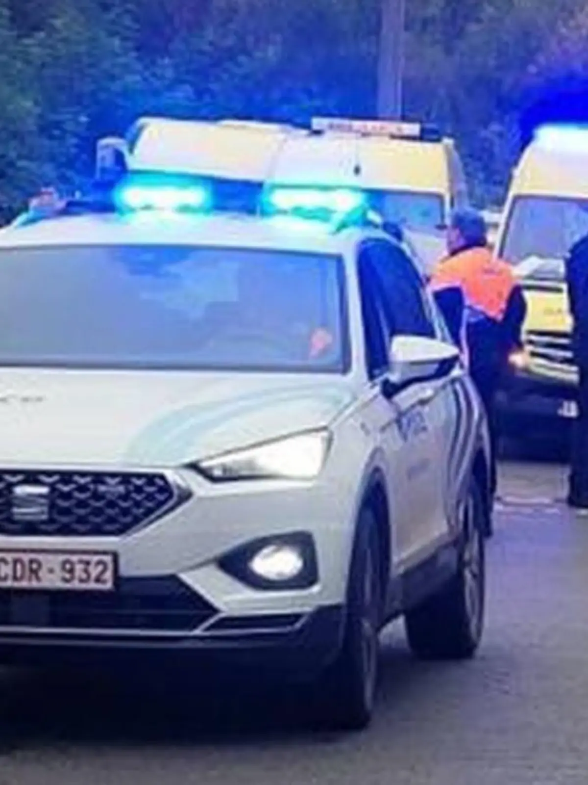 In Belgien sterben zwei junge Menschen nach einem schweren Rallye-Unfall.