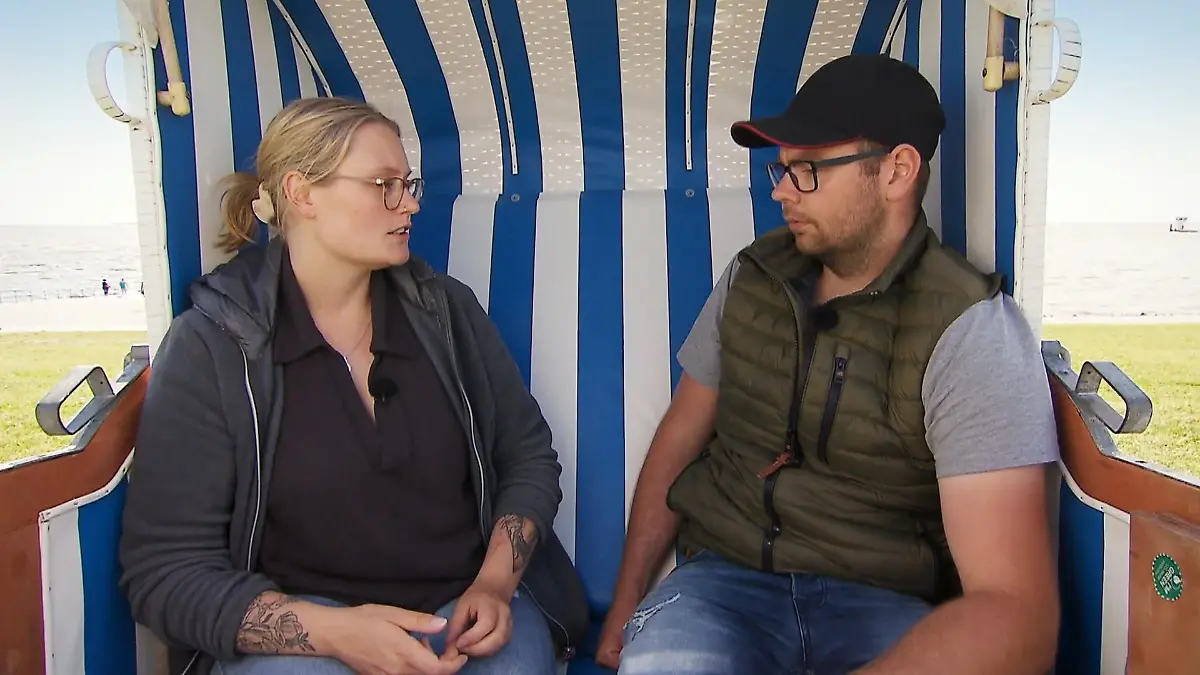 Hofdame Emely gibt Bauer Tade einen Korb Es hat nicht gefunkt