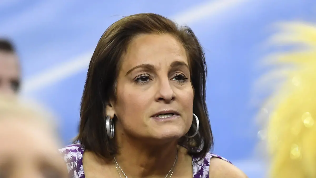April 19, 2019 - Fort Worth, Texas, US - MARY LOU RETTON, whose daughter competes for LSU, sits in the stands nervously during the first preliminary session held at the Fort Worth Convention Center in Fort Worth, Texas. Fort Worth U.S. - ZUMAs146 20190419_zap_s146_058 Copyright: xAmyxSandersonx