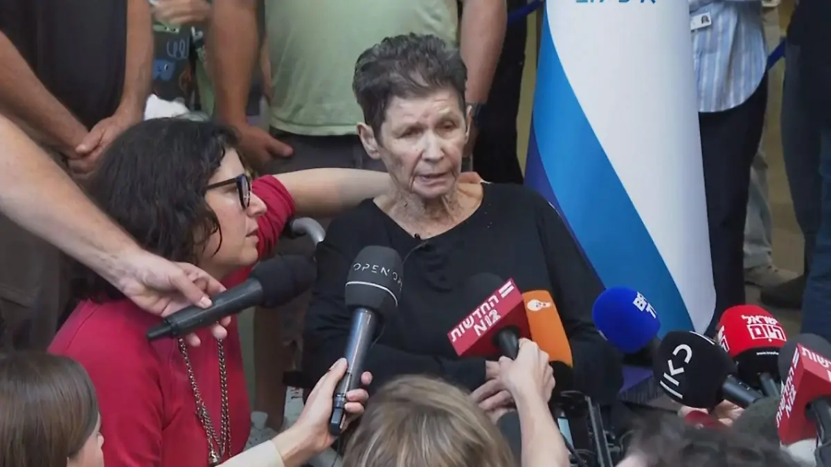 Die 85 Jahre alte Yocheved Lifschitz erzählt von ihrer Gefangenschaft als Geisel der Hamas.
