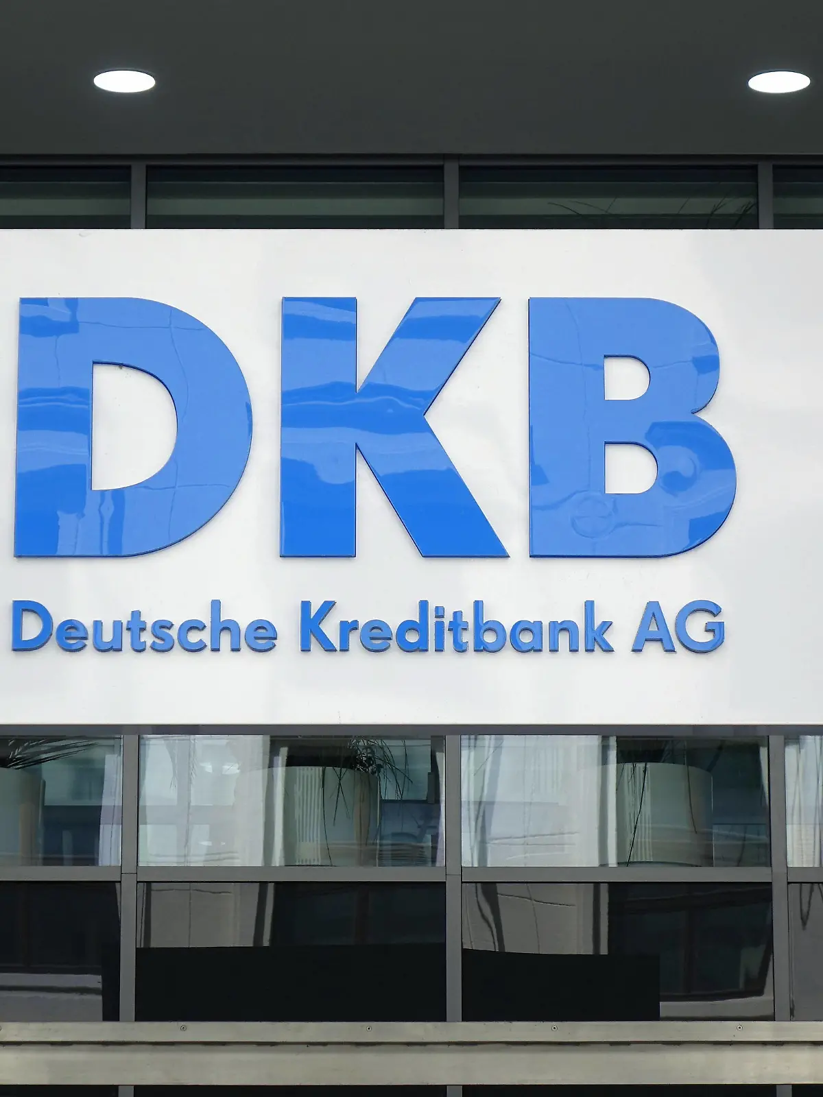  Deutsche Kreditbank AG Deutsche Kreditbank AG, 13.04.2022, Mitte, Taubenstrasse, Berlin, Die DKB hat einen Sitz in der Berliner Taubenstrasse. *** Deutsche Kreditbank AG Deutsche Kreditbank AG, 13 04 2022, Mitte, Taubenstrasse, Berlin, DKB has a registered office in Berlin Taubenstrasse
