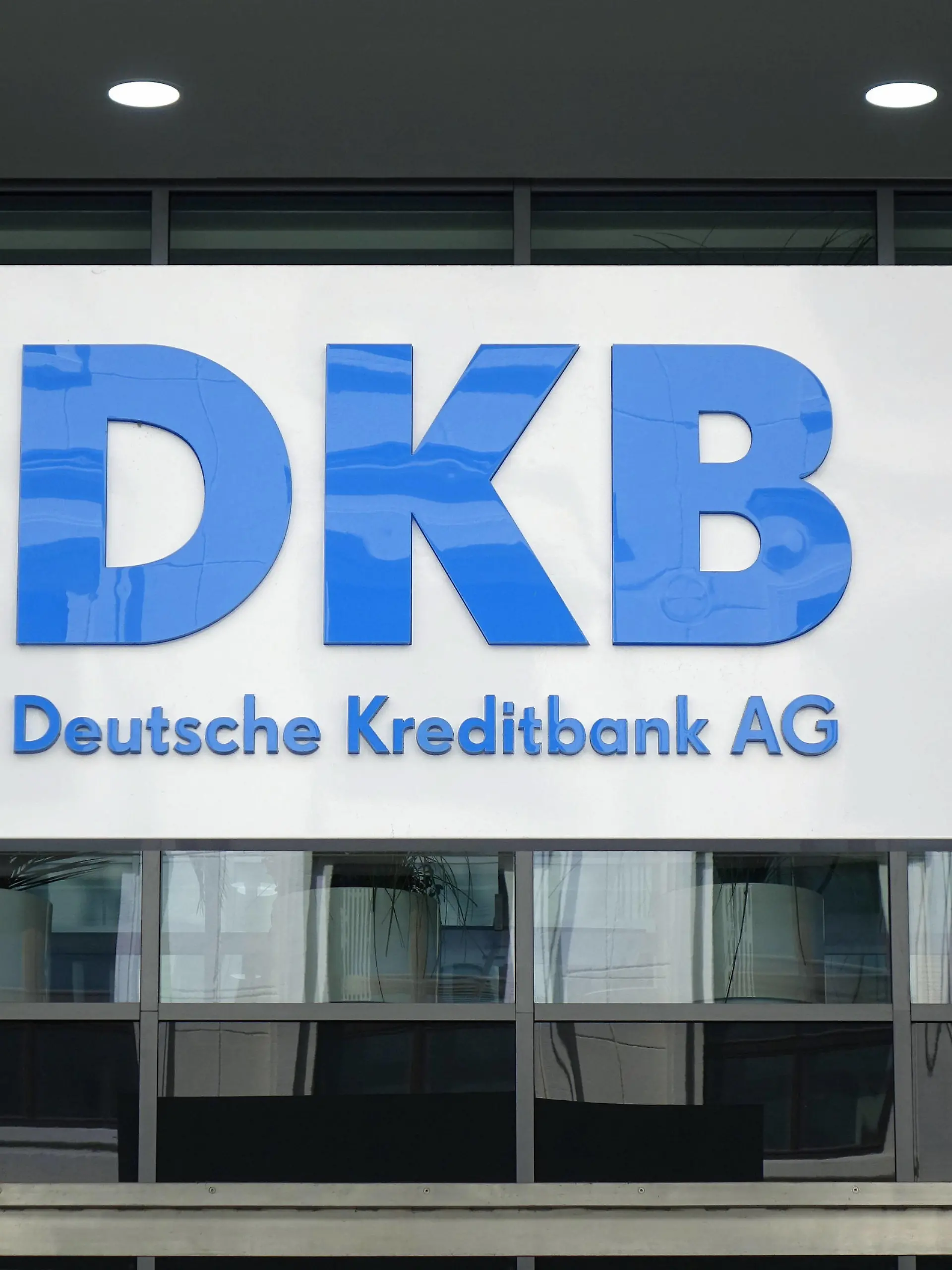  Deutsche Kreditbank AG Deutsche Kreditbank AG, 13.04.2022, Mitte, Taubenstrasse, Berlin, Die DKB hat einen Sitz in der Berliner Taubenstrasse. *** Deutsche Kreditbank AG Deutsche Kreditbank AG, 13 04 2022, Mitte, Taubenstrasse, Berlin, DKB has a registered office in Berlin Taubenstrasse