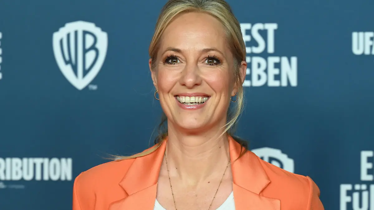 Moderatorin Angela Finger Erben kommt zur Premiere der Film Komödie Ein Fest fürs Leben der am 19.10.2023 in die Kinos Kommt.