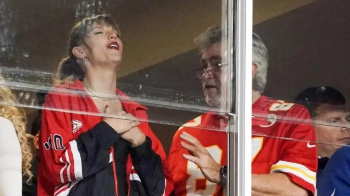 Hier trifft Ed Kelce die Liebe seines Sohnes, Taylor Swift.