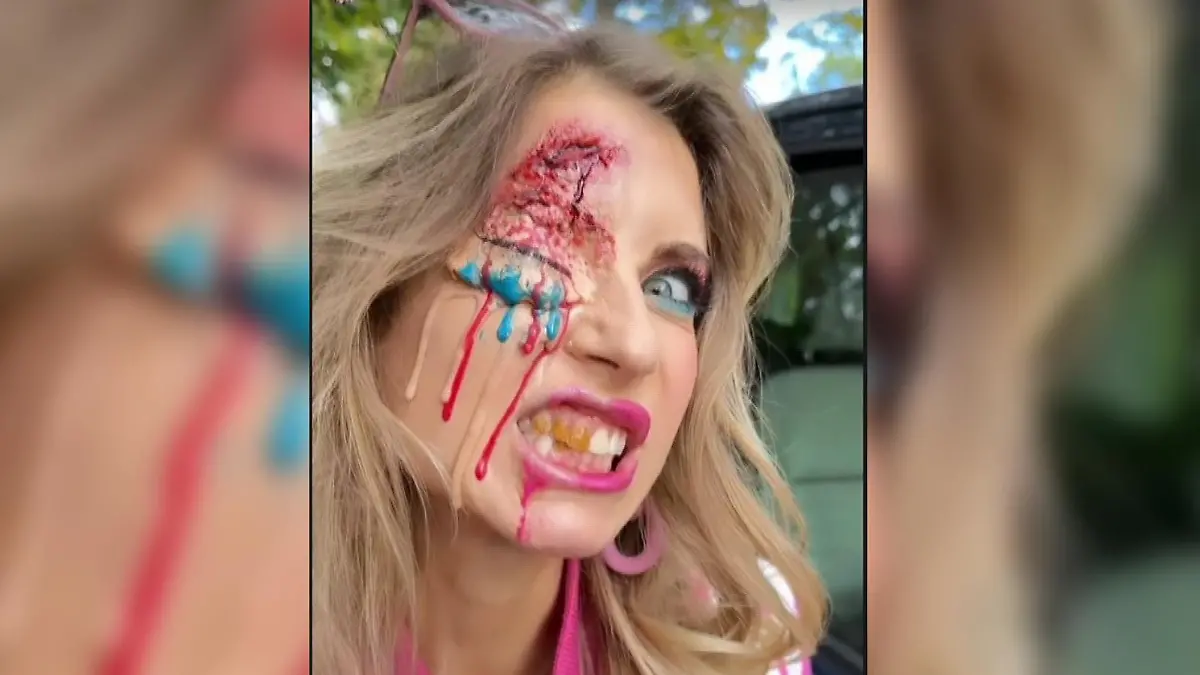 Cathy Hummels im Halloween-Kostüm.