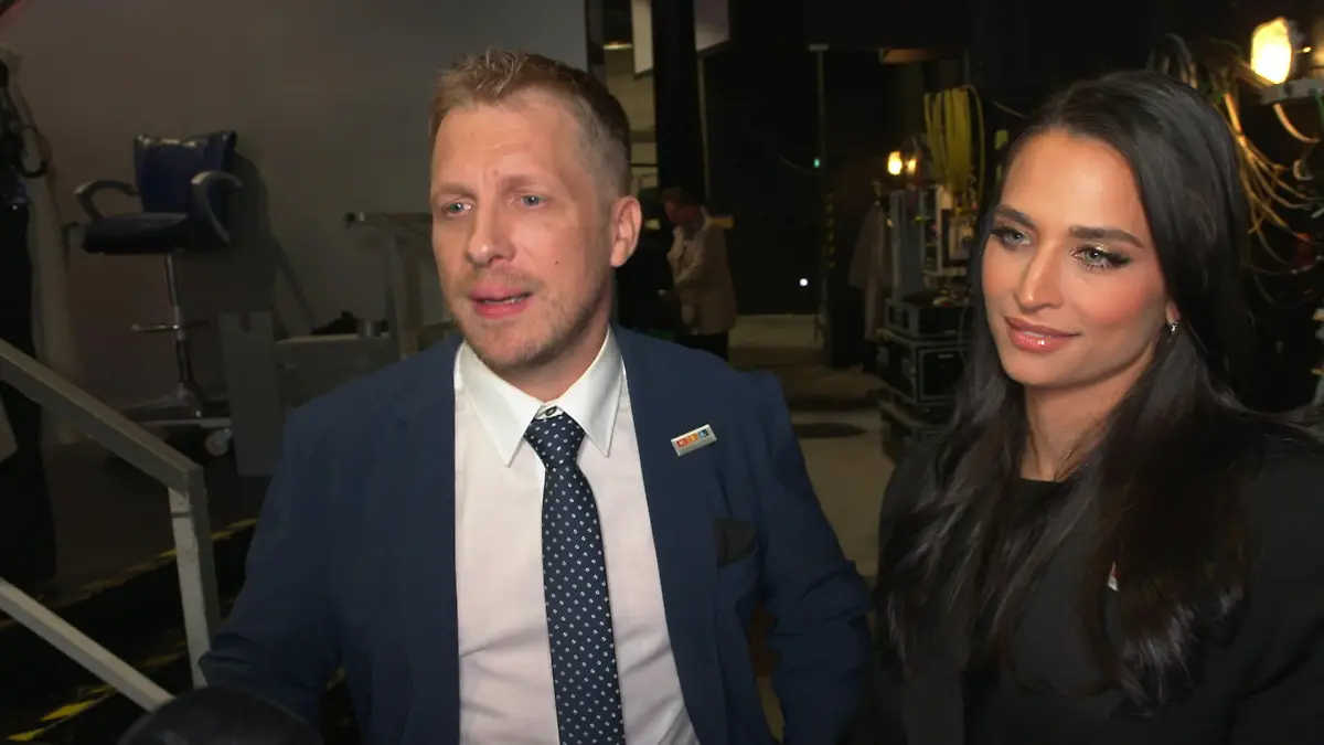 Hier reißen sich Amira und Olli Pocher noch zusammen! Teamspirit statt Rosenkrieg