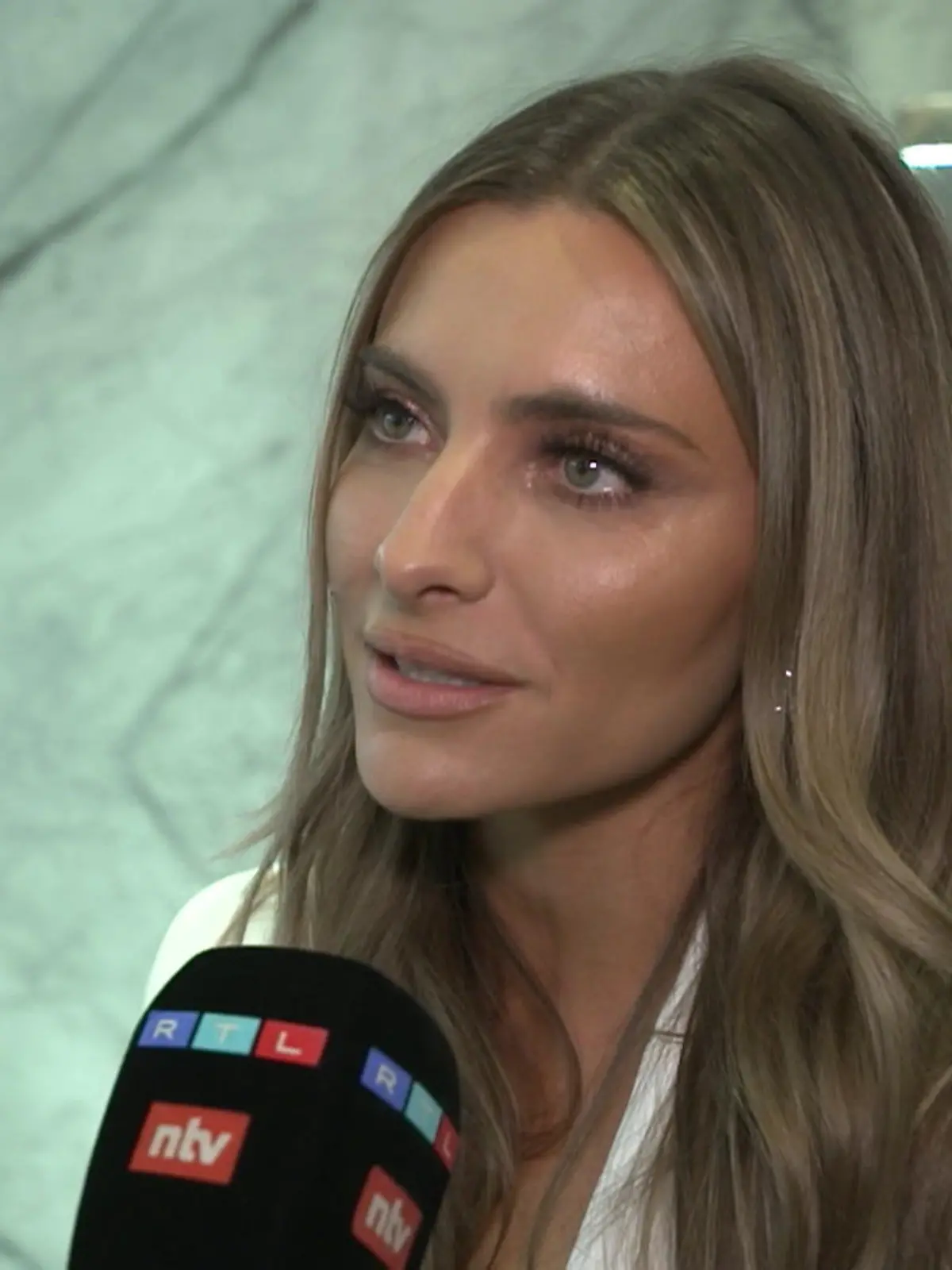 Bild zu: "Sophia Thomalla über ihren CDU-Austritt"