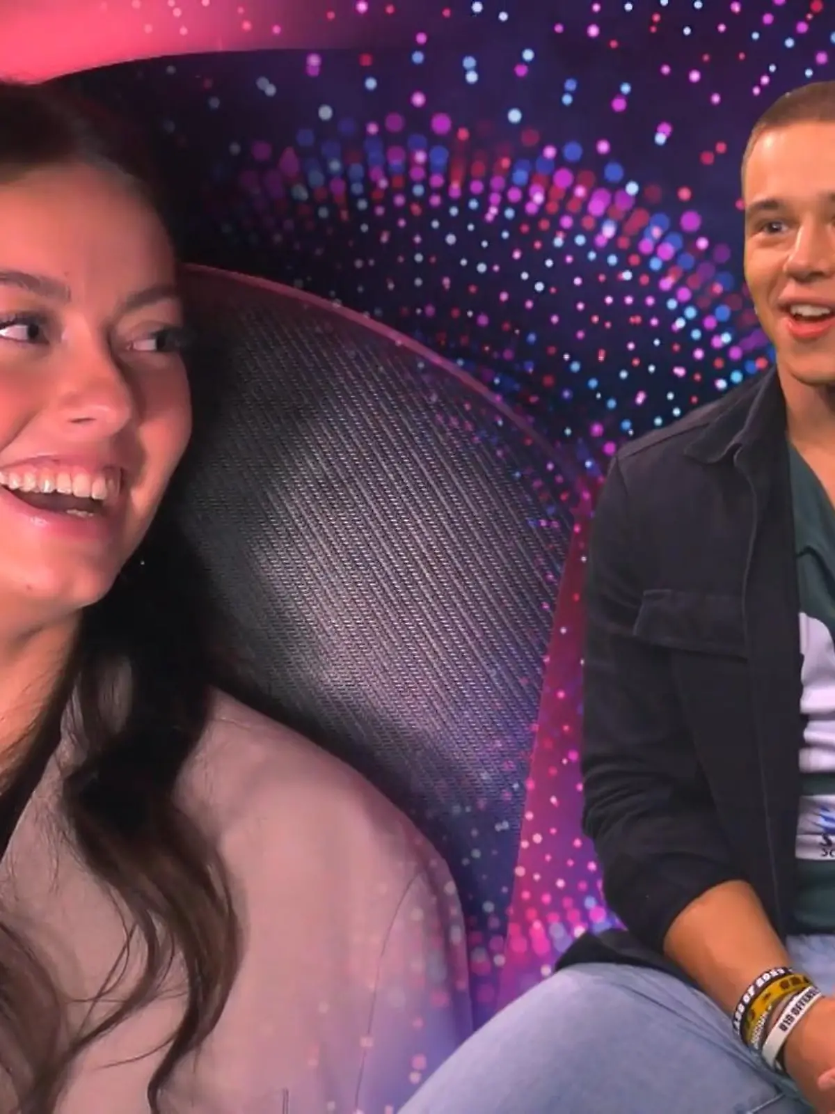 Bild zu: "Justus & Emily: So lief's in der Limo!"