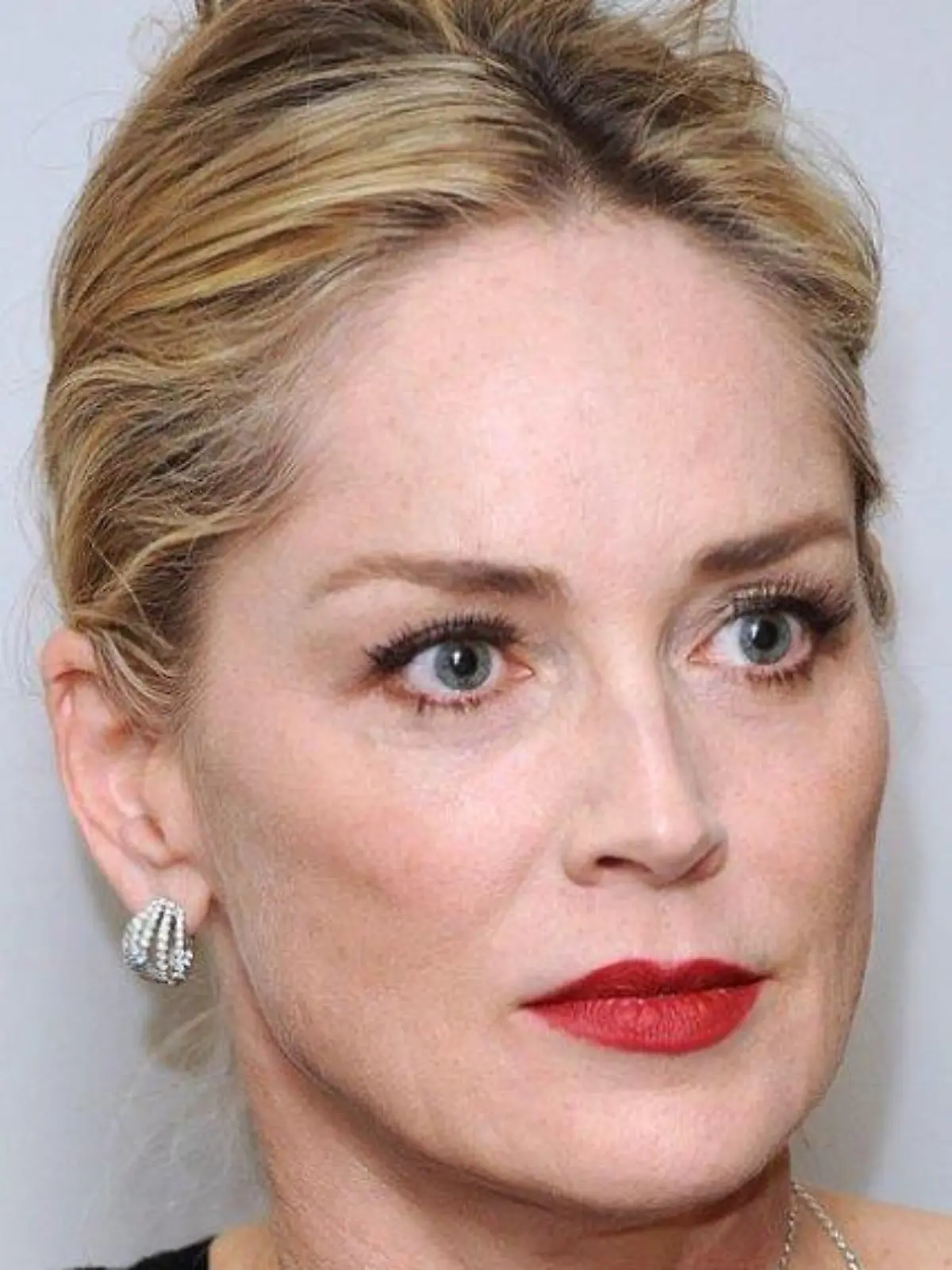 Bild zu: "Sharon Stone wurde sitzengelassen, weil sie kein Botox nimmt"